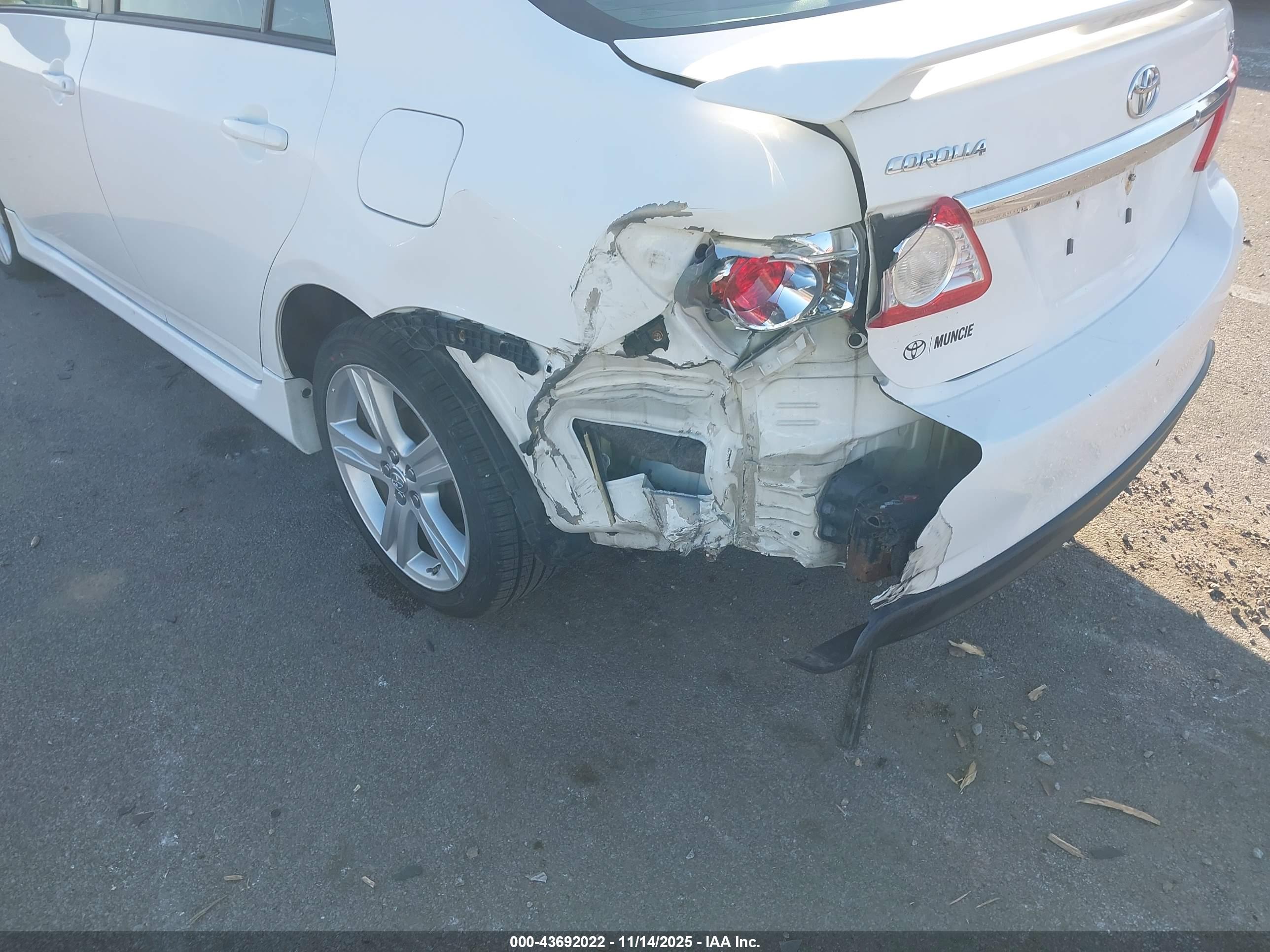TOYOTA COROLLA image 6