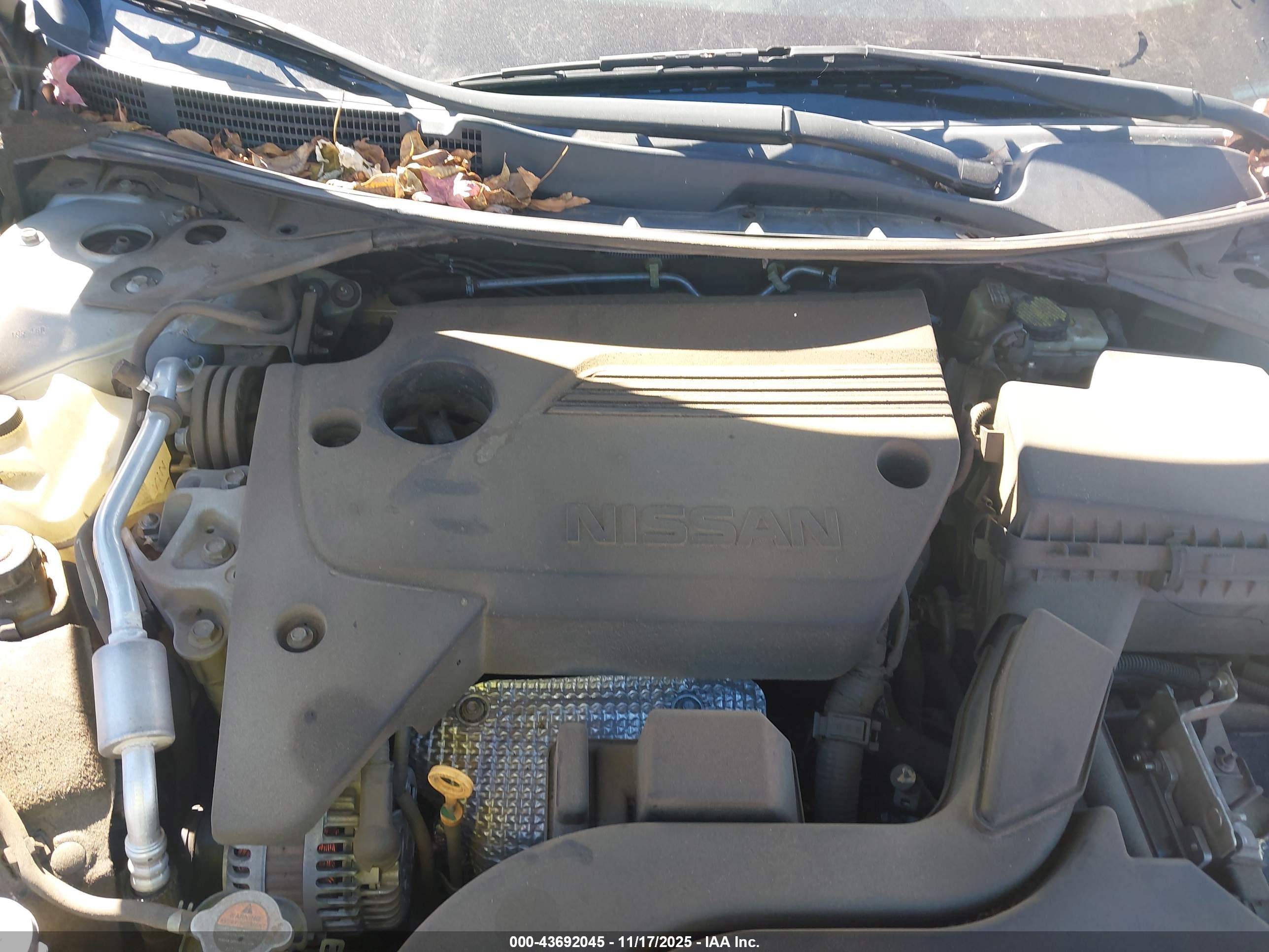 NISSAN ALTIMA image 10
