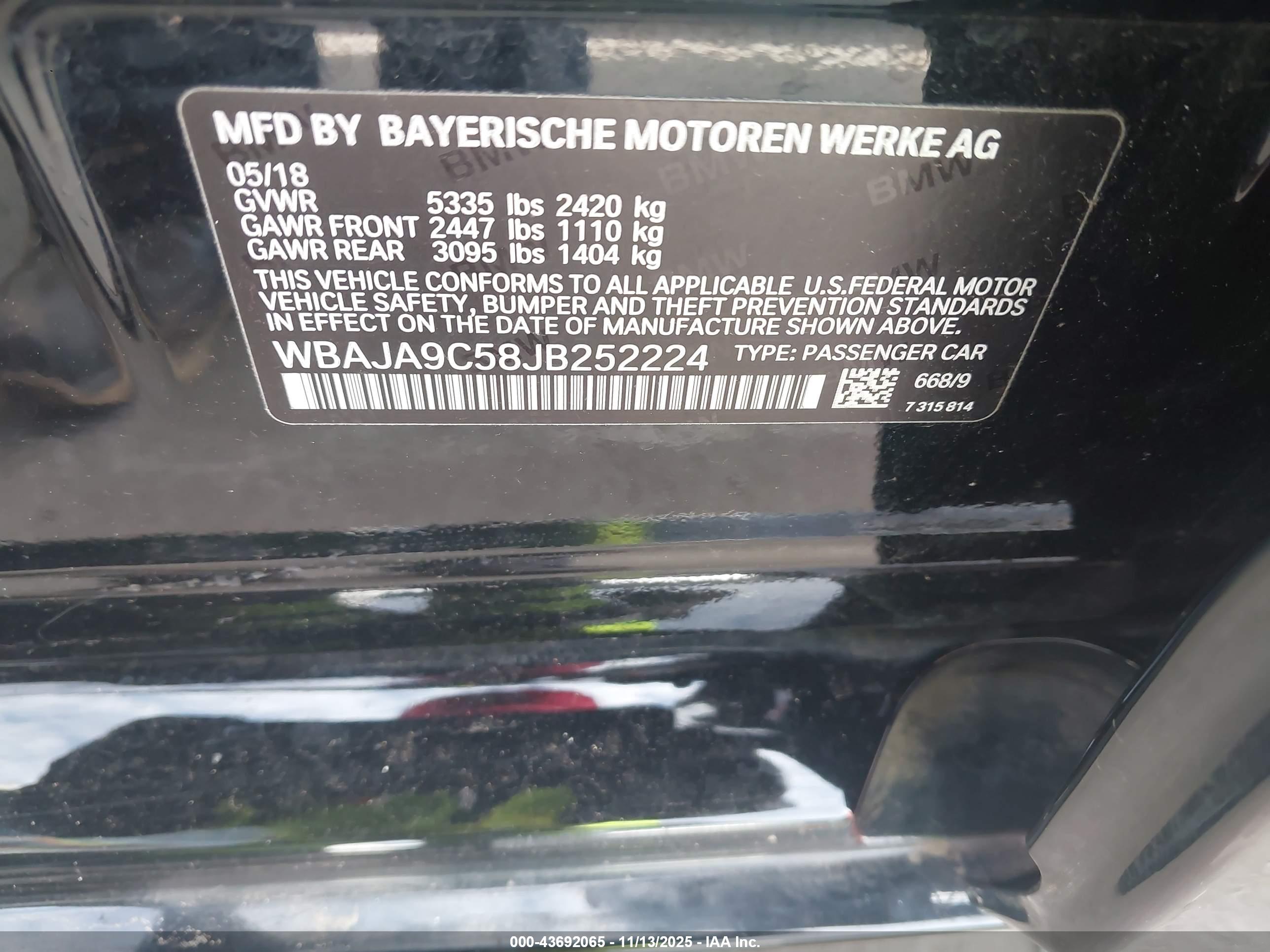 BMW 530E image 9