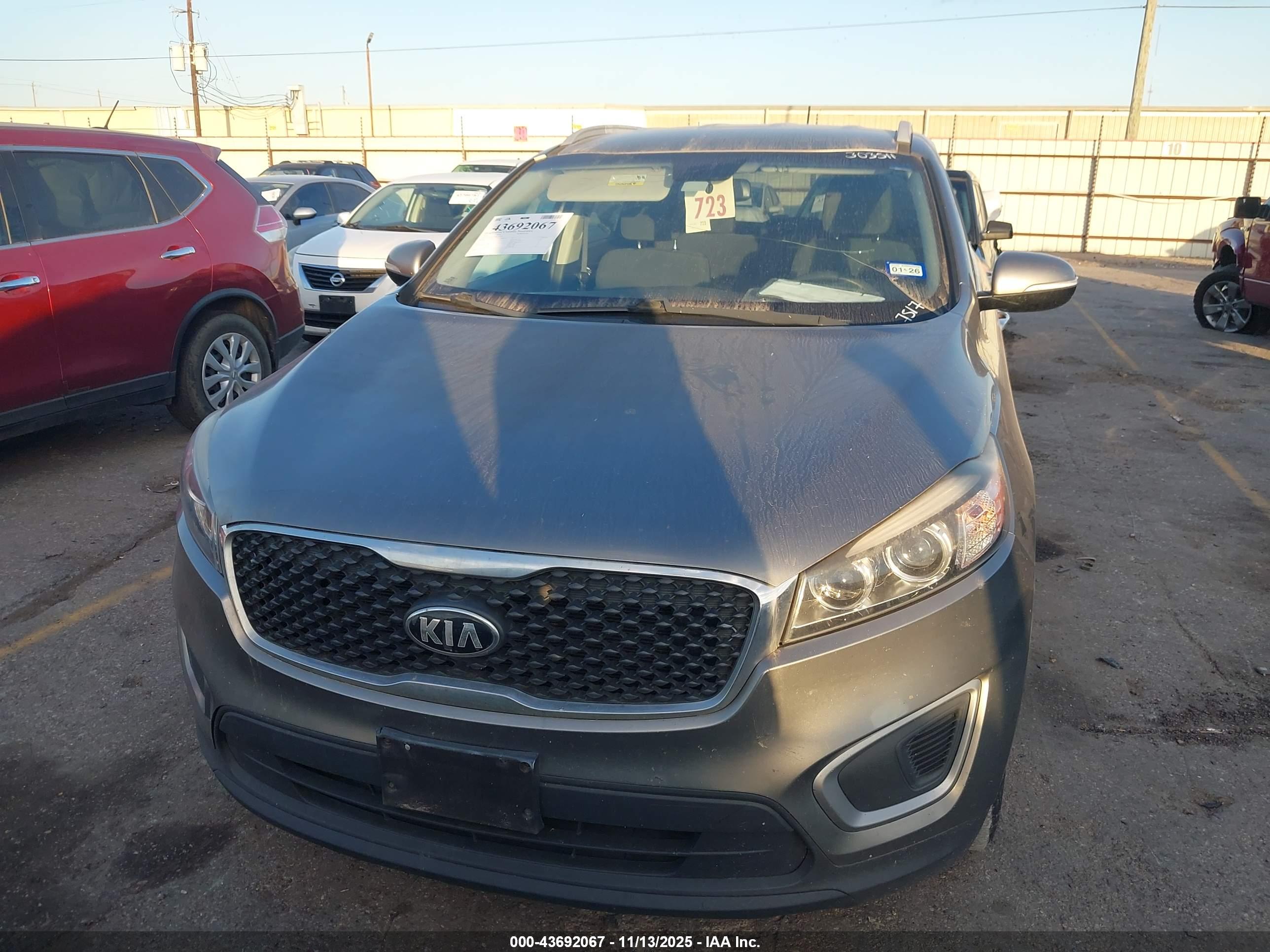 KIA SORENTO image 6