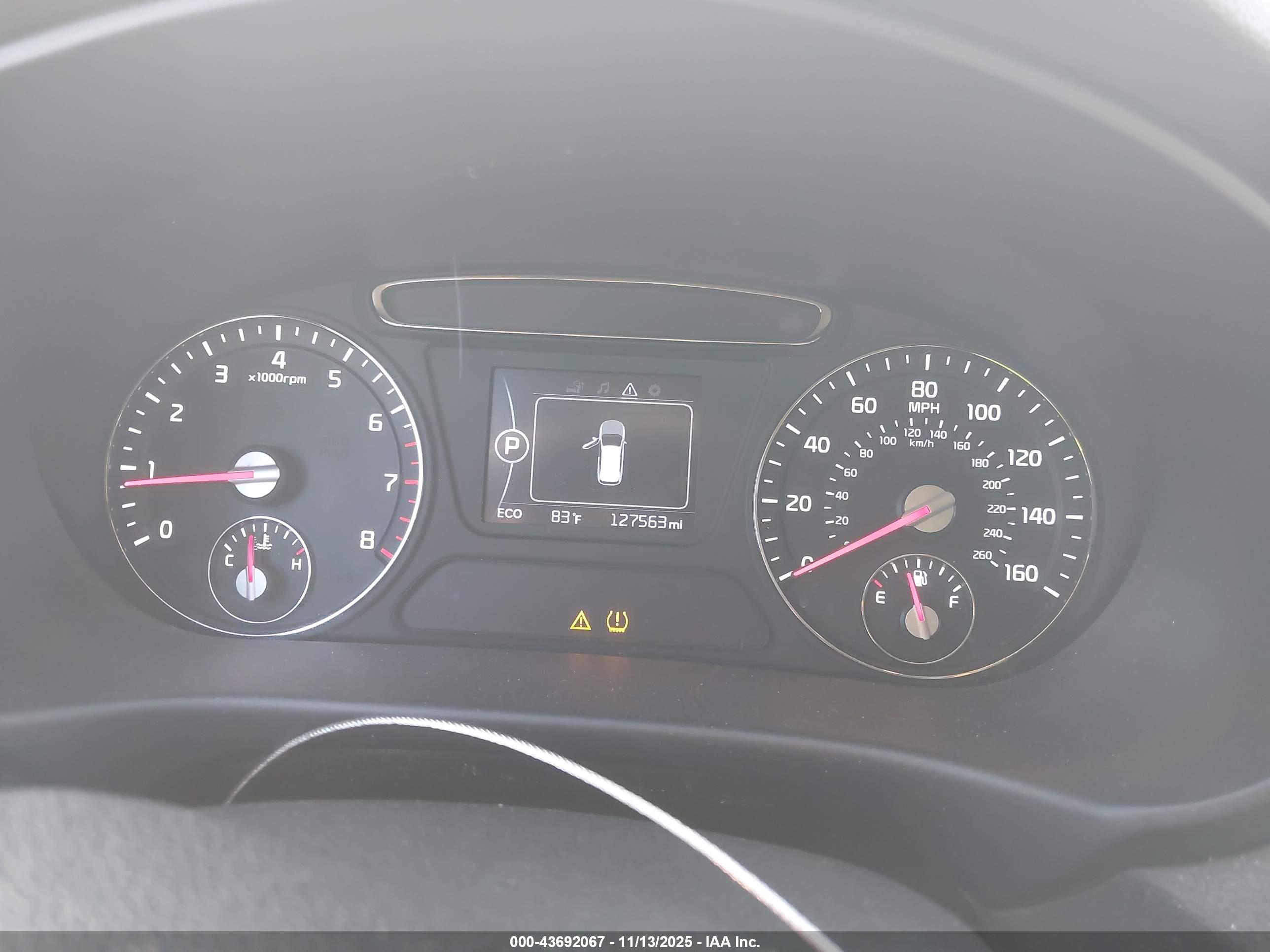 KIA SORENTO image 7