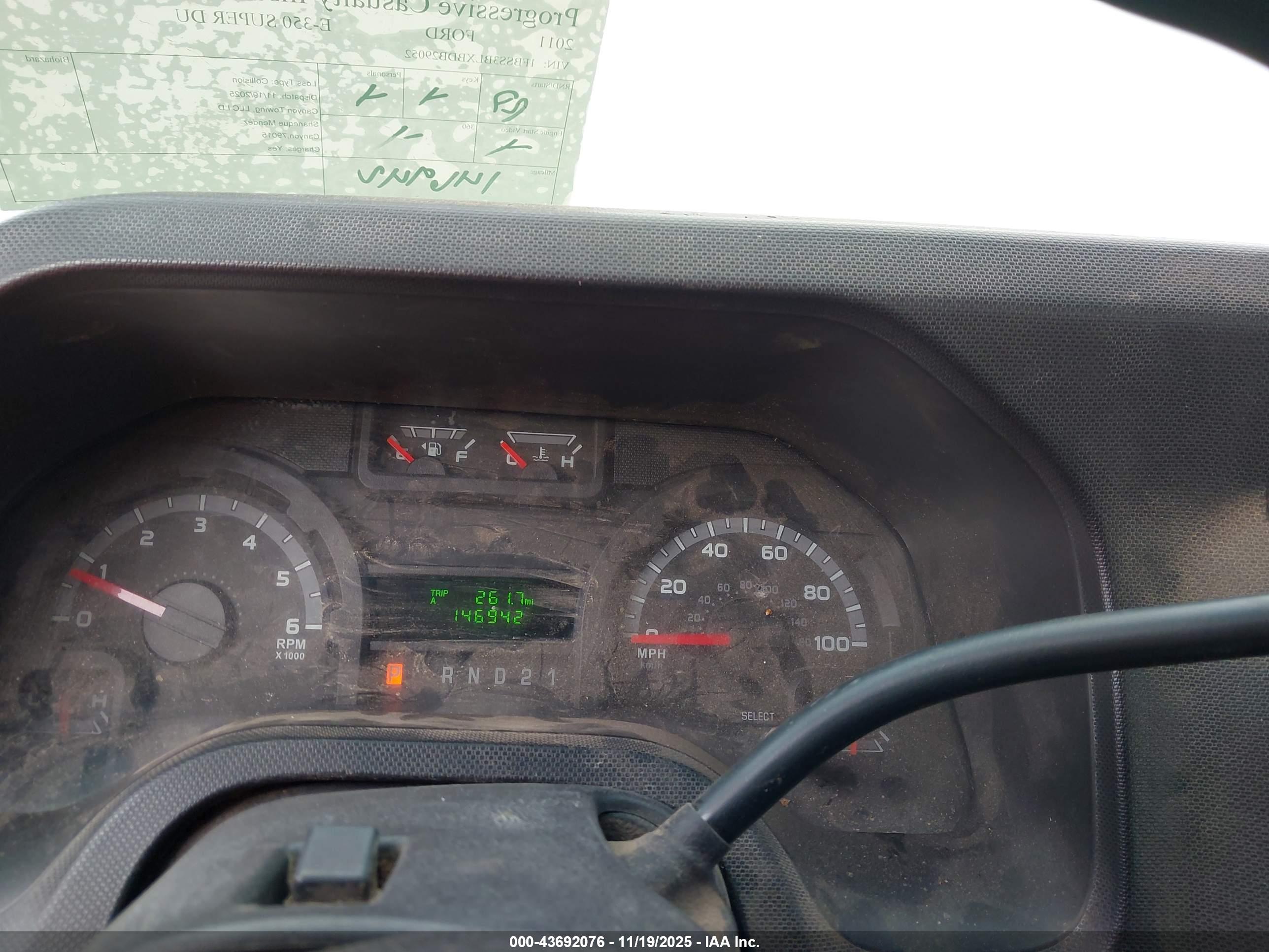 FORD E-350 image 7