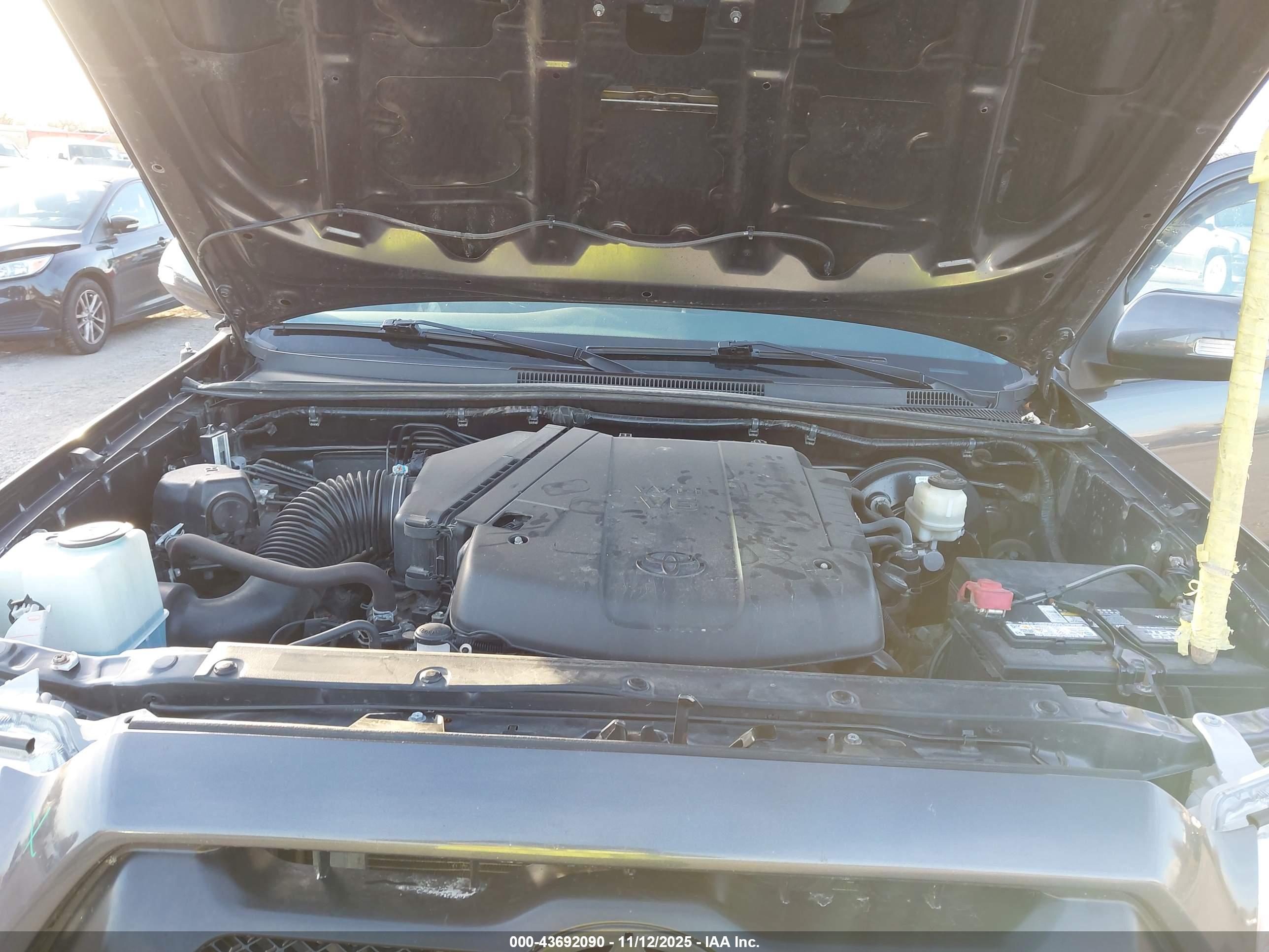 TOYOTA TACOMA image 10