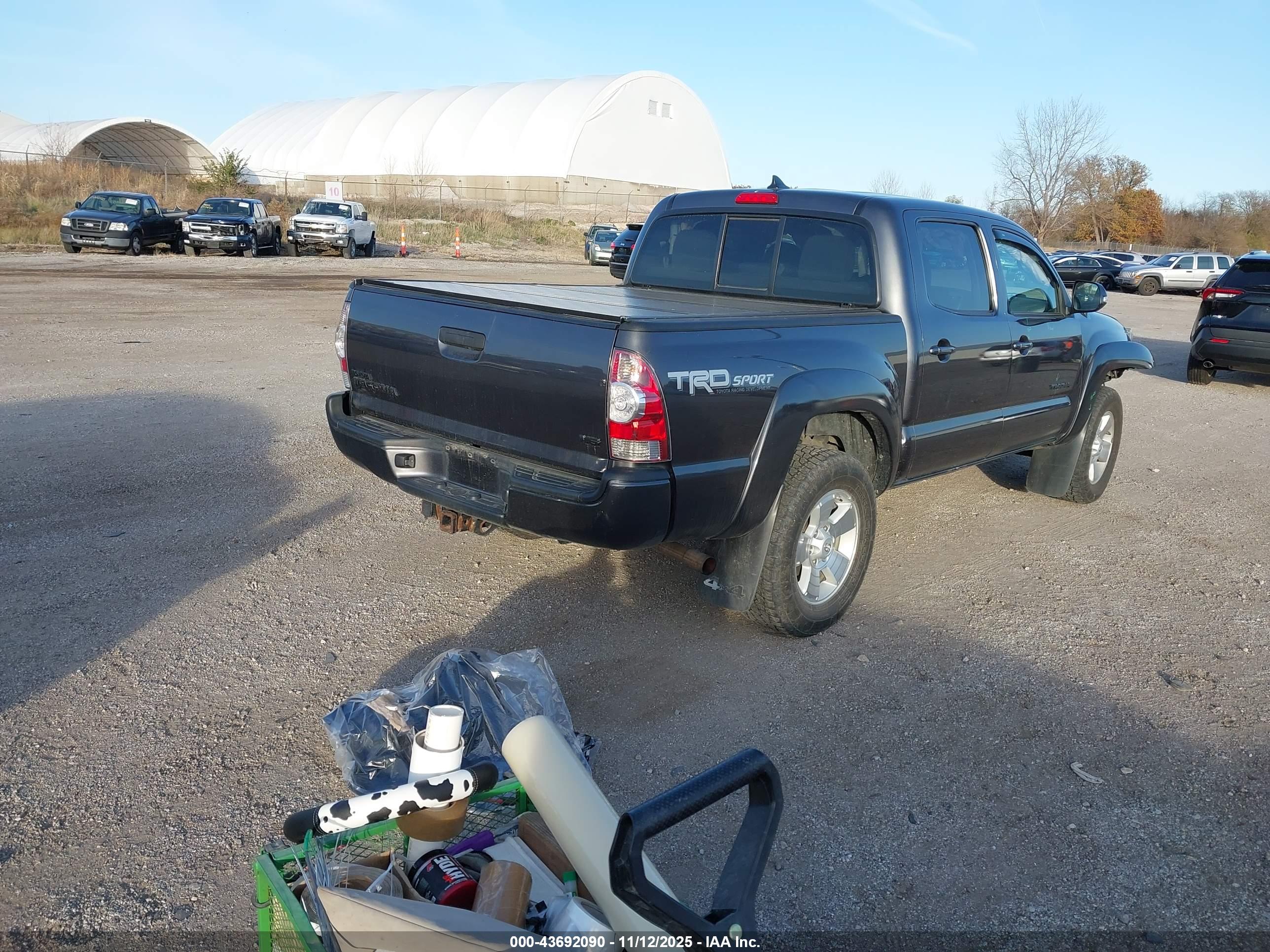 TOYOTA TACOMA image 4