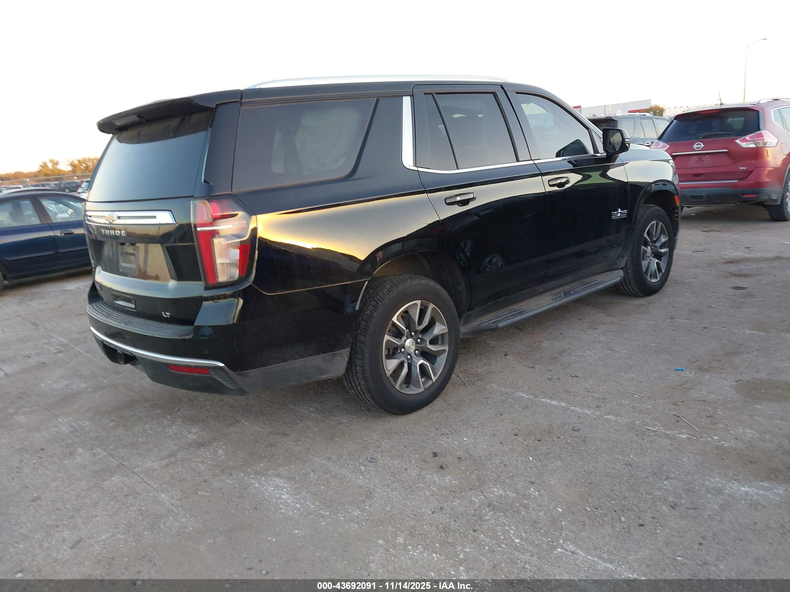 CHEVROLET TAHOE image 4