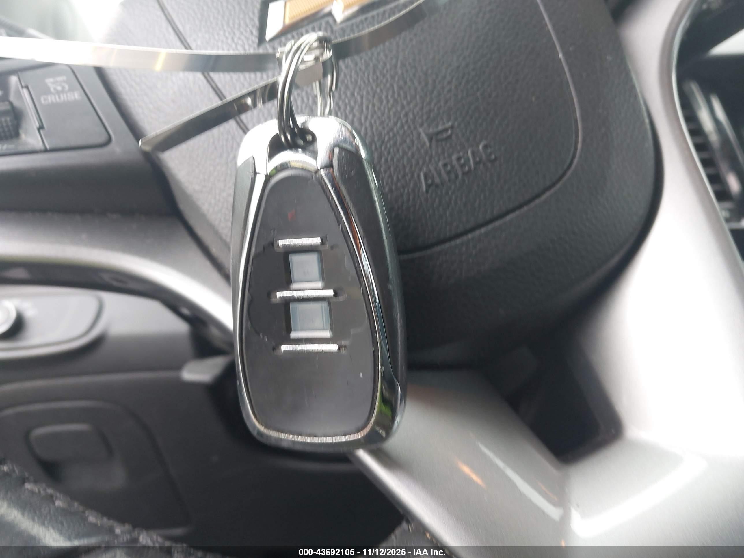 CHEVROLET TRAX image 11