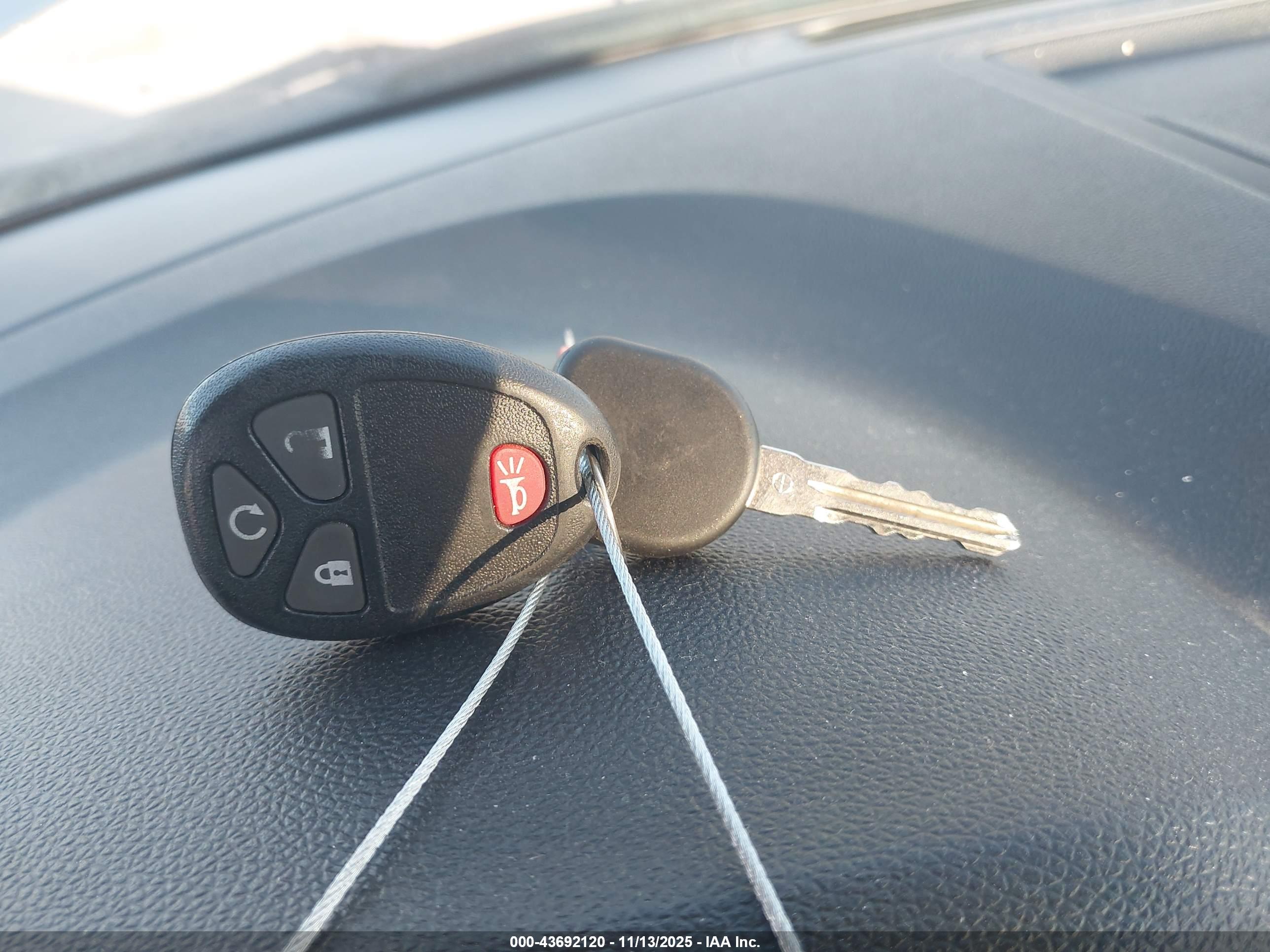 CHEVROLET TRAVERSE image 11