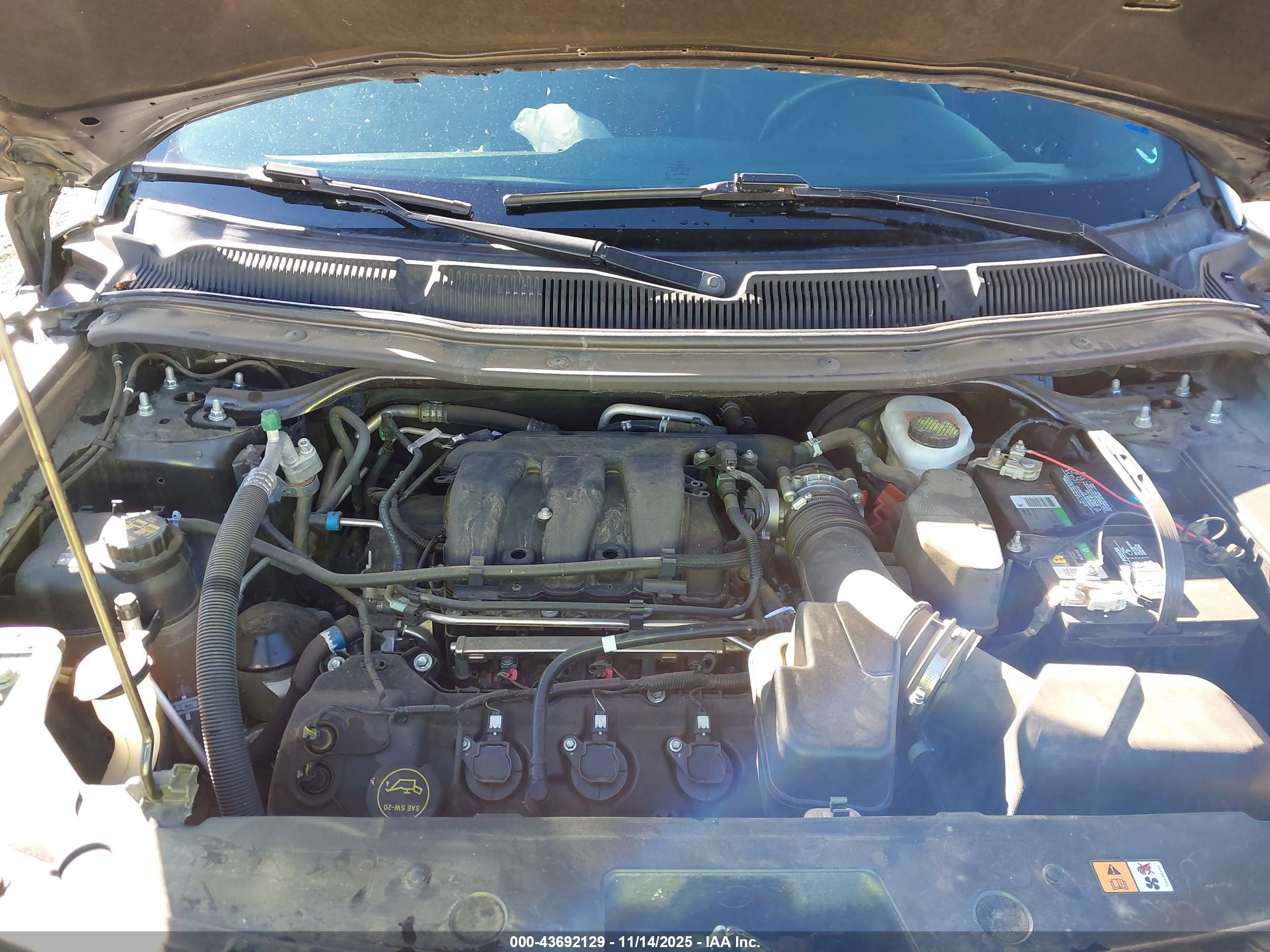 FORD EXPLORER image 10