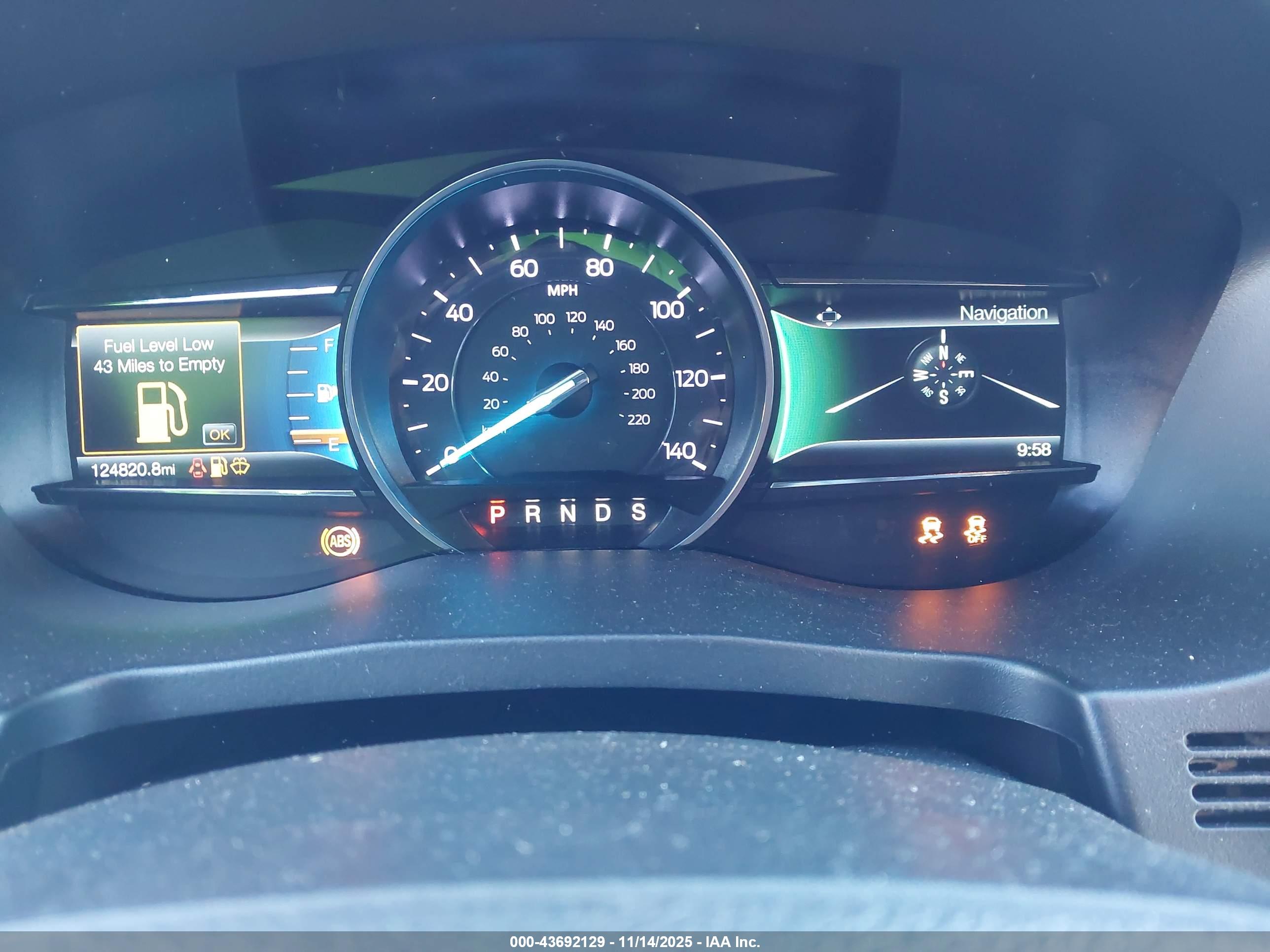 FORD EXPLORER image 7