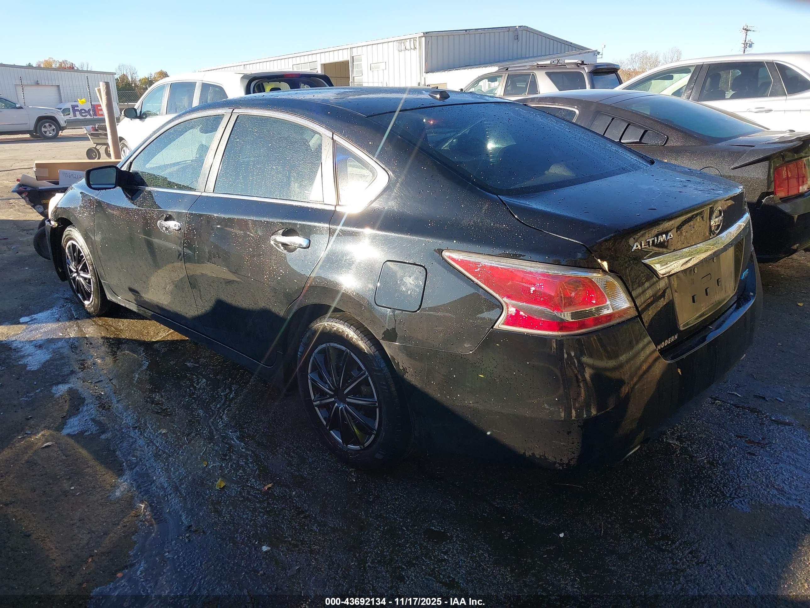 NISSAN ALTIMA image 3