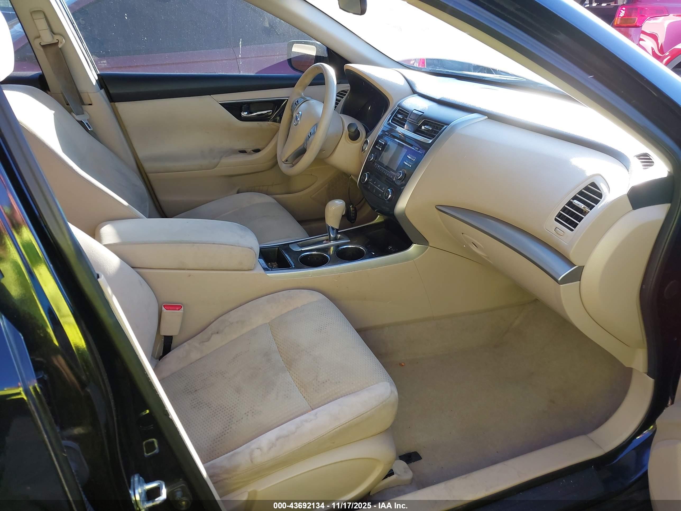 NISSAN ALTIMA image 5