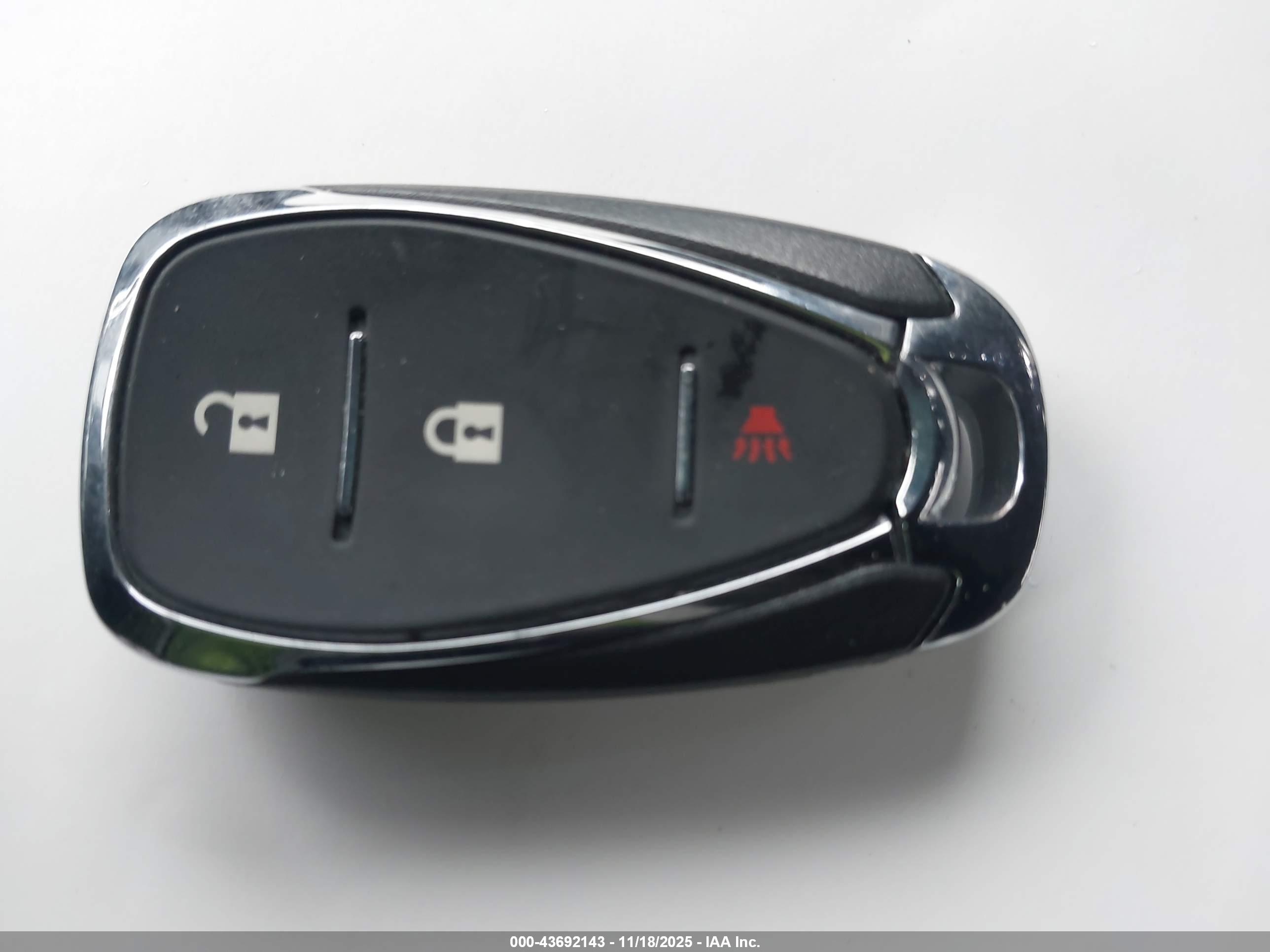 CHEVROLET EQUINOX image 11