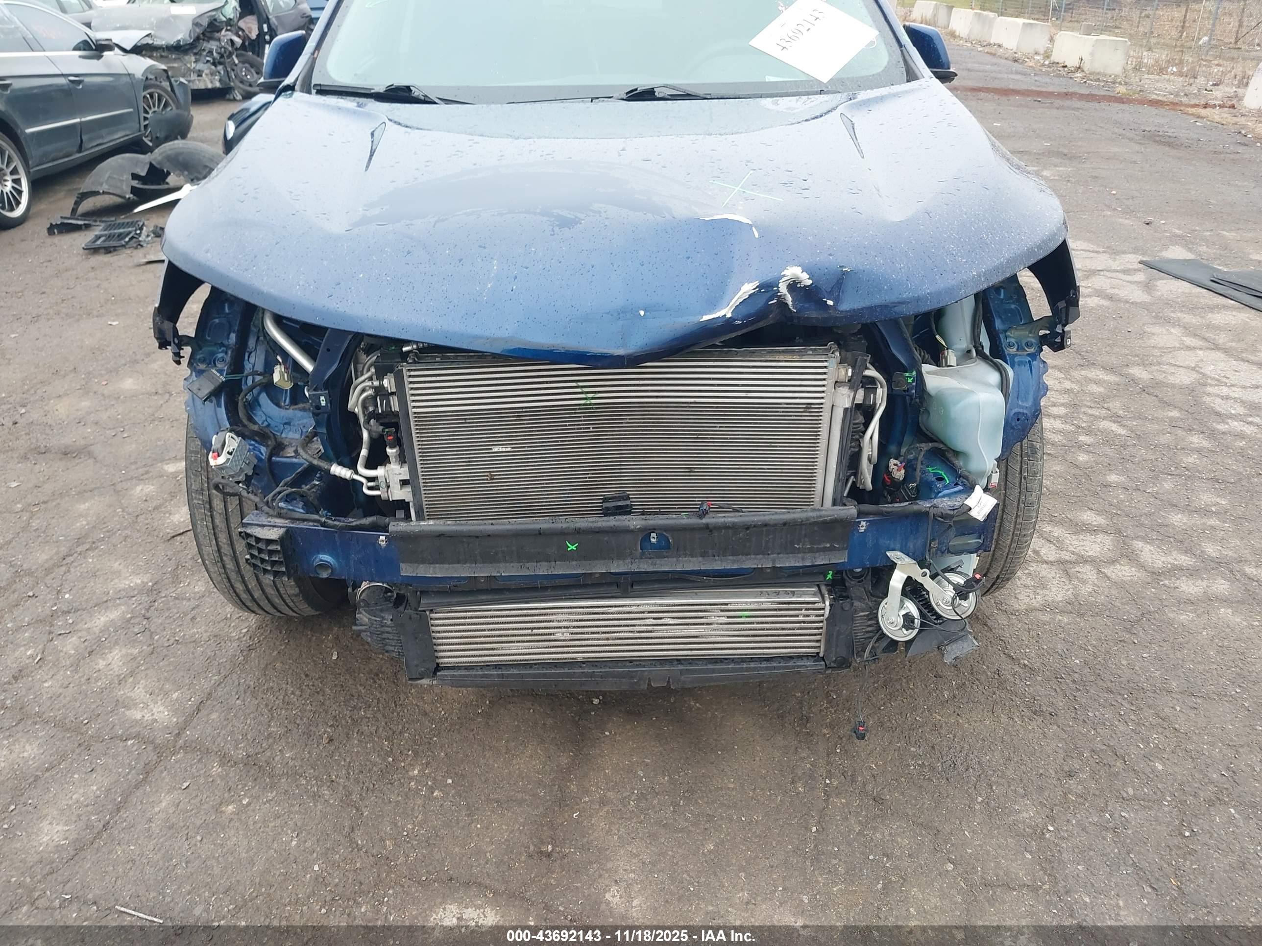 CHEVROLET EQUINOX image 6