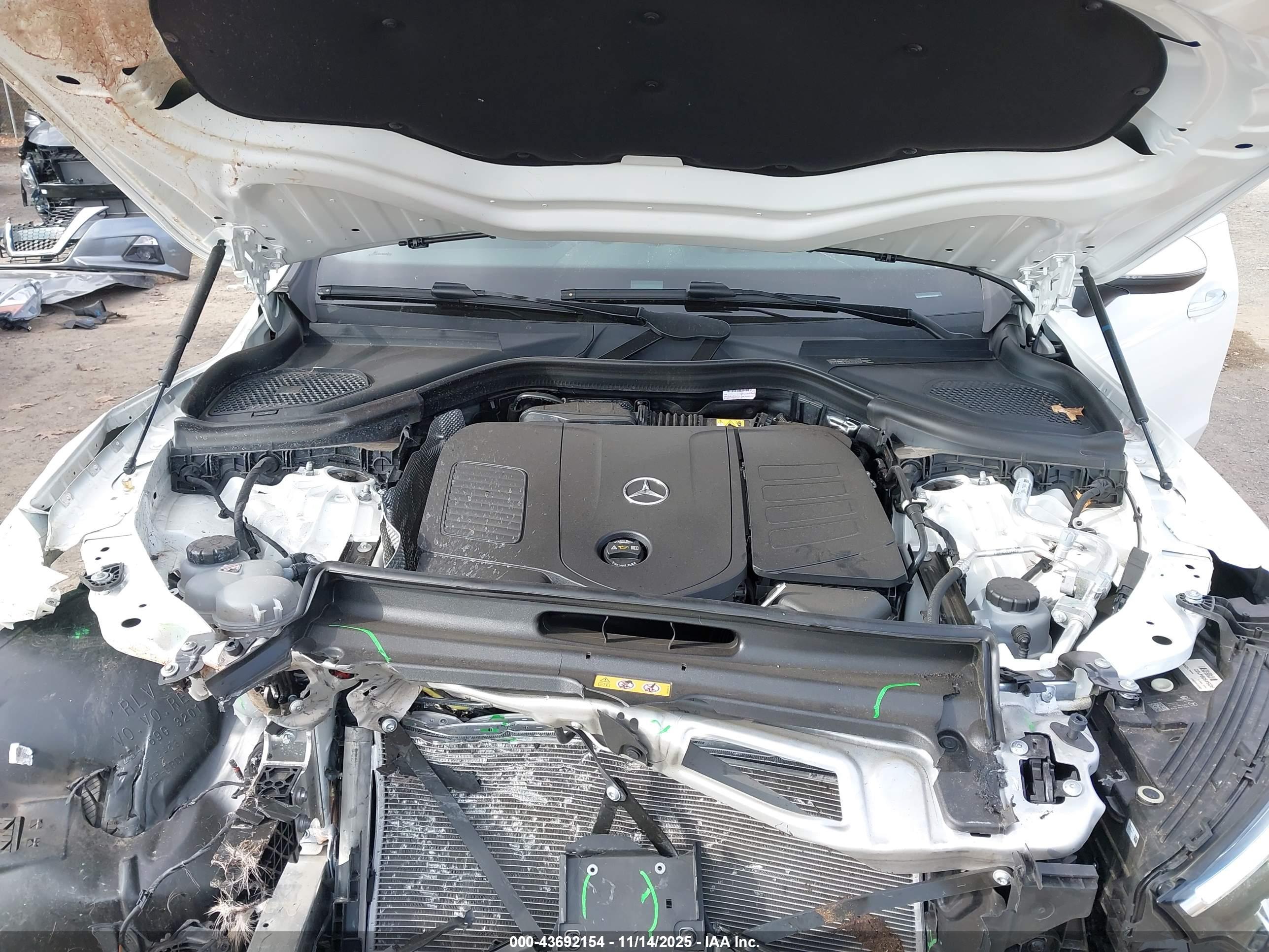 MERCEDES-BENZ GLC image 10