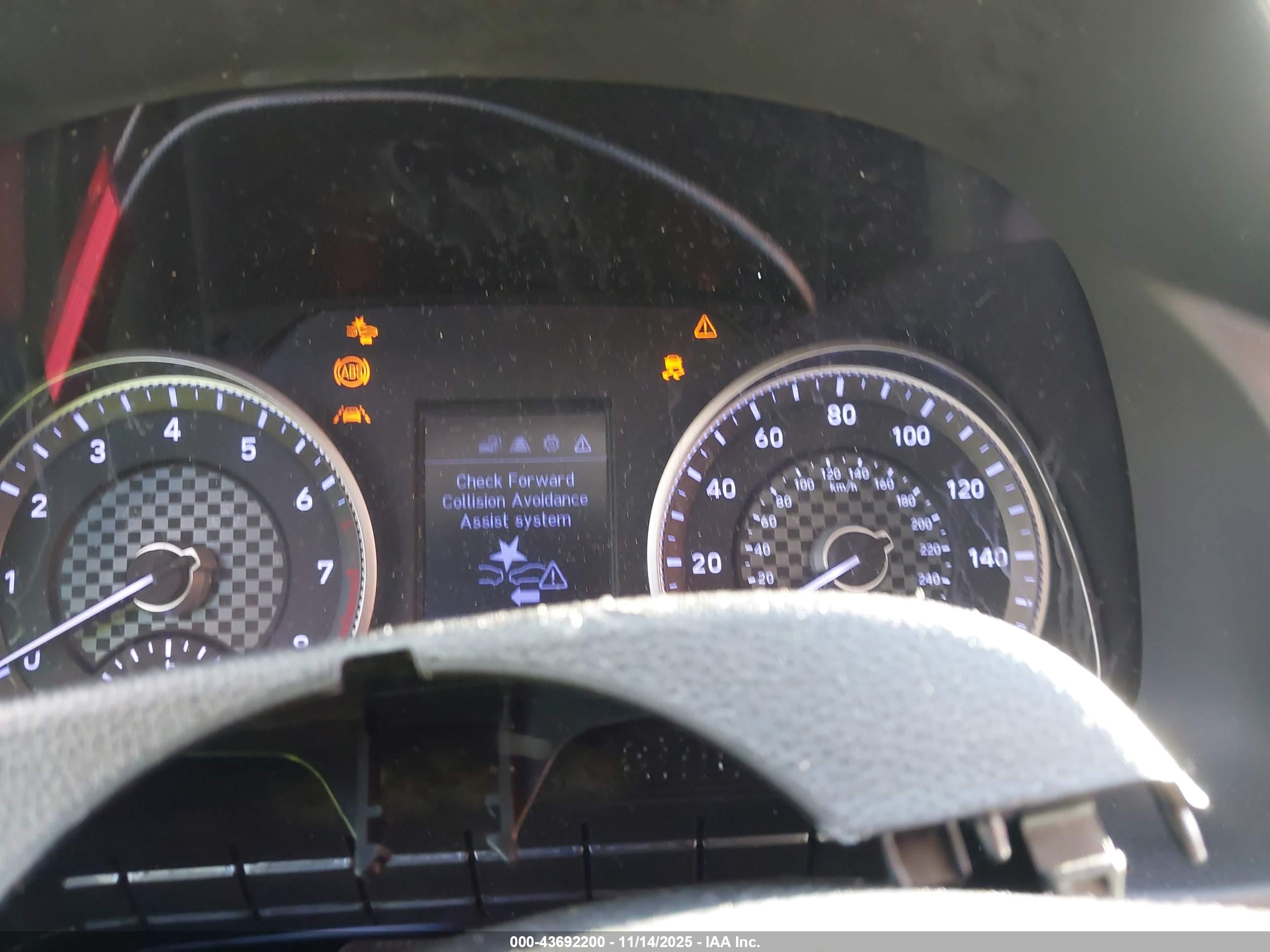HYUNDAI ELANTRA image 7