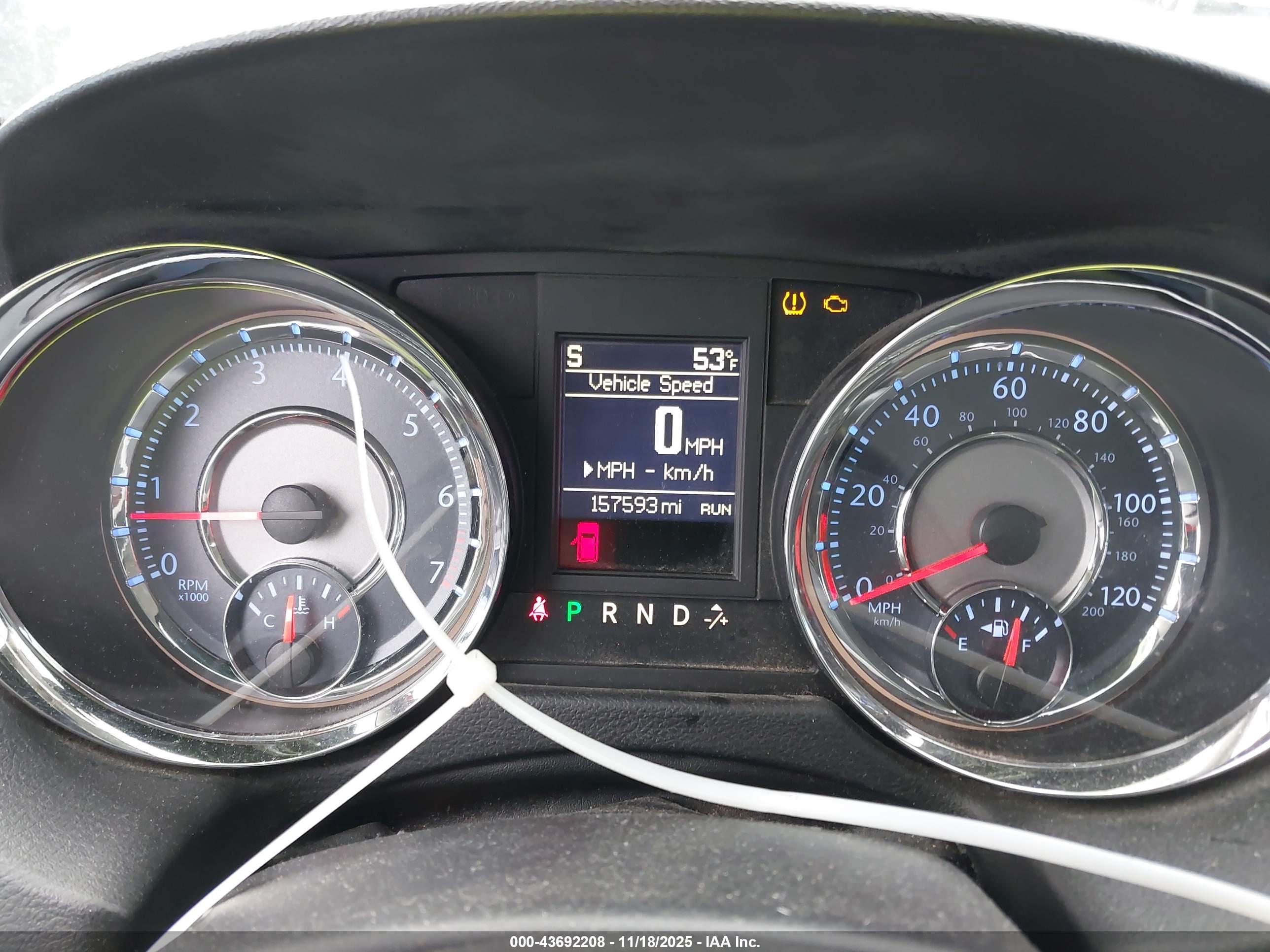 CHRYSLER TOWN image 7