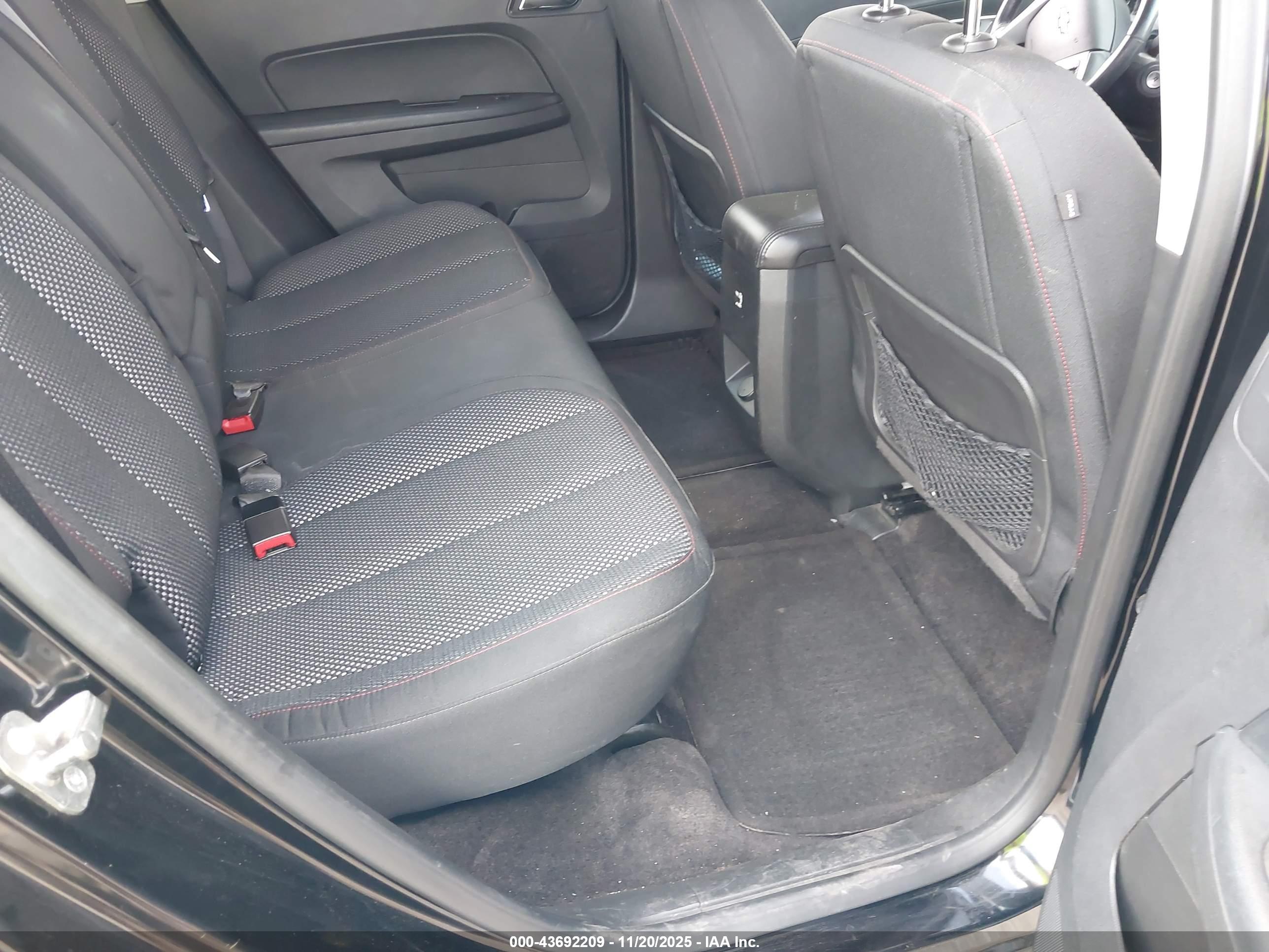 CHEVROLET EQUINOX image 8