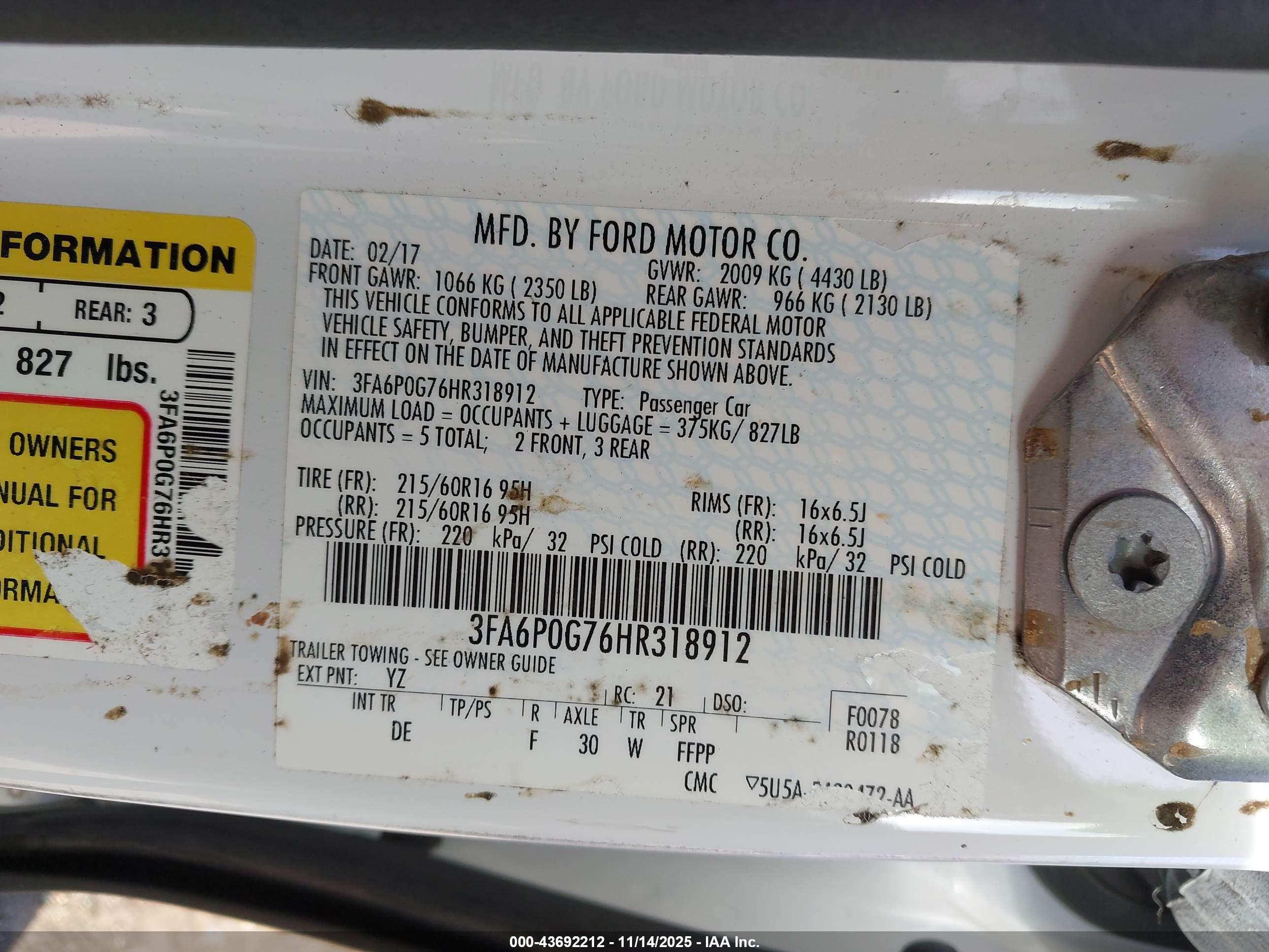 FORD FUSION image 9