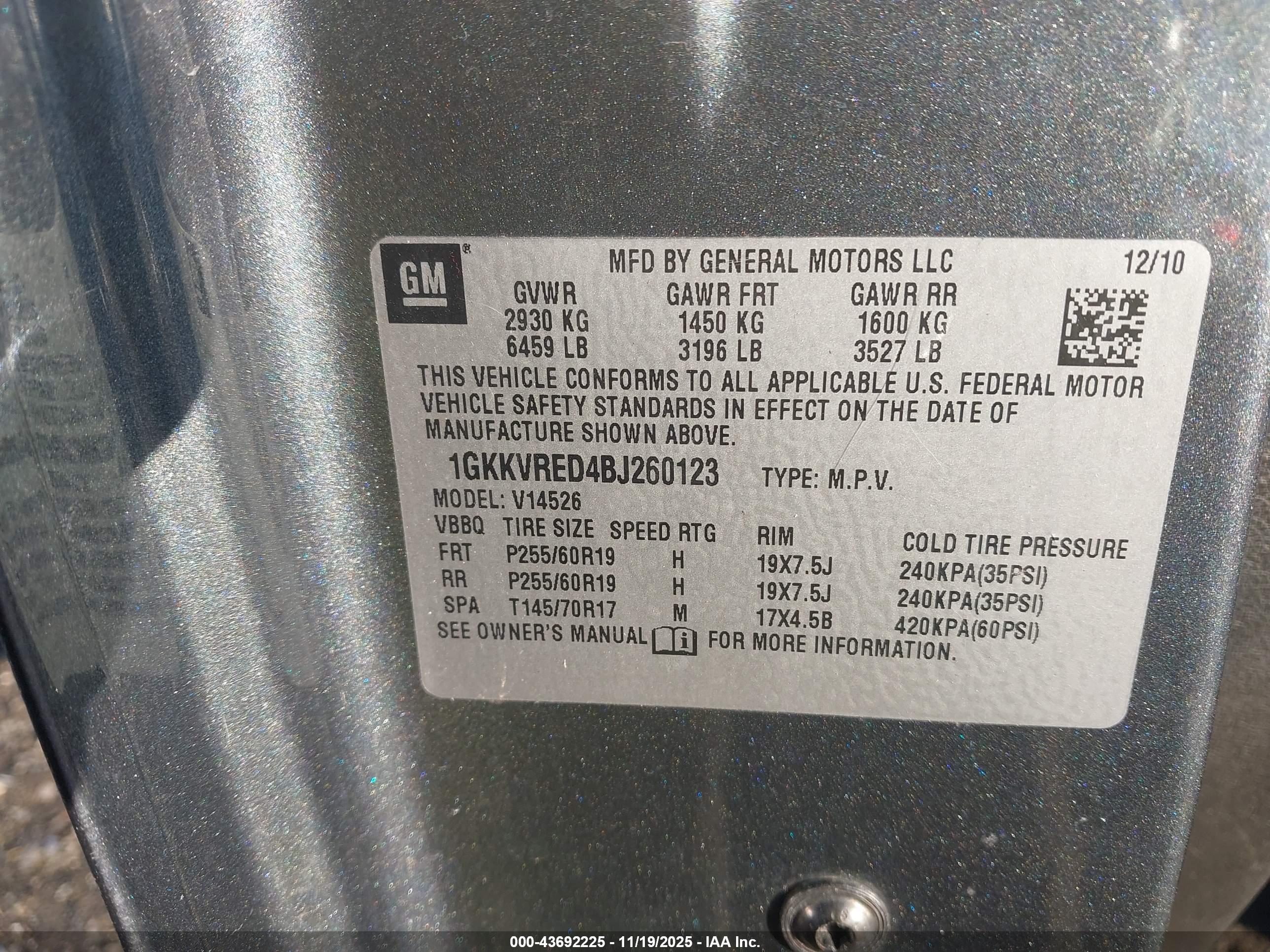 GMC ACADIA image 9
