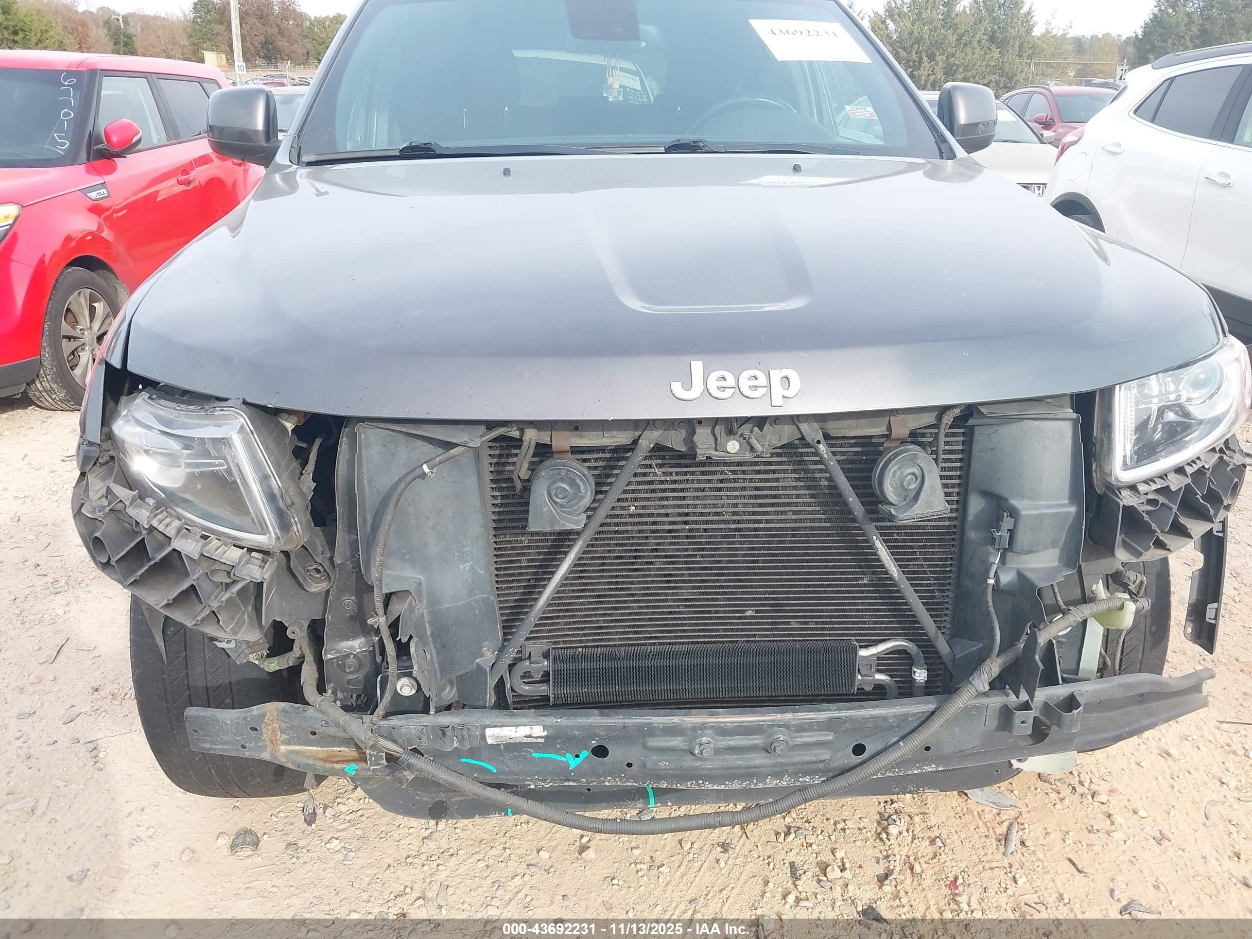 JEEP GRAND image 6