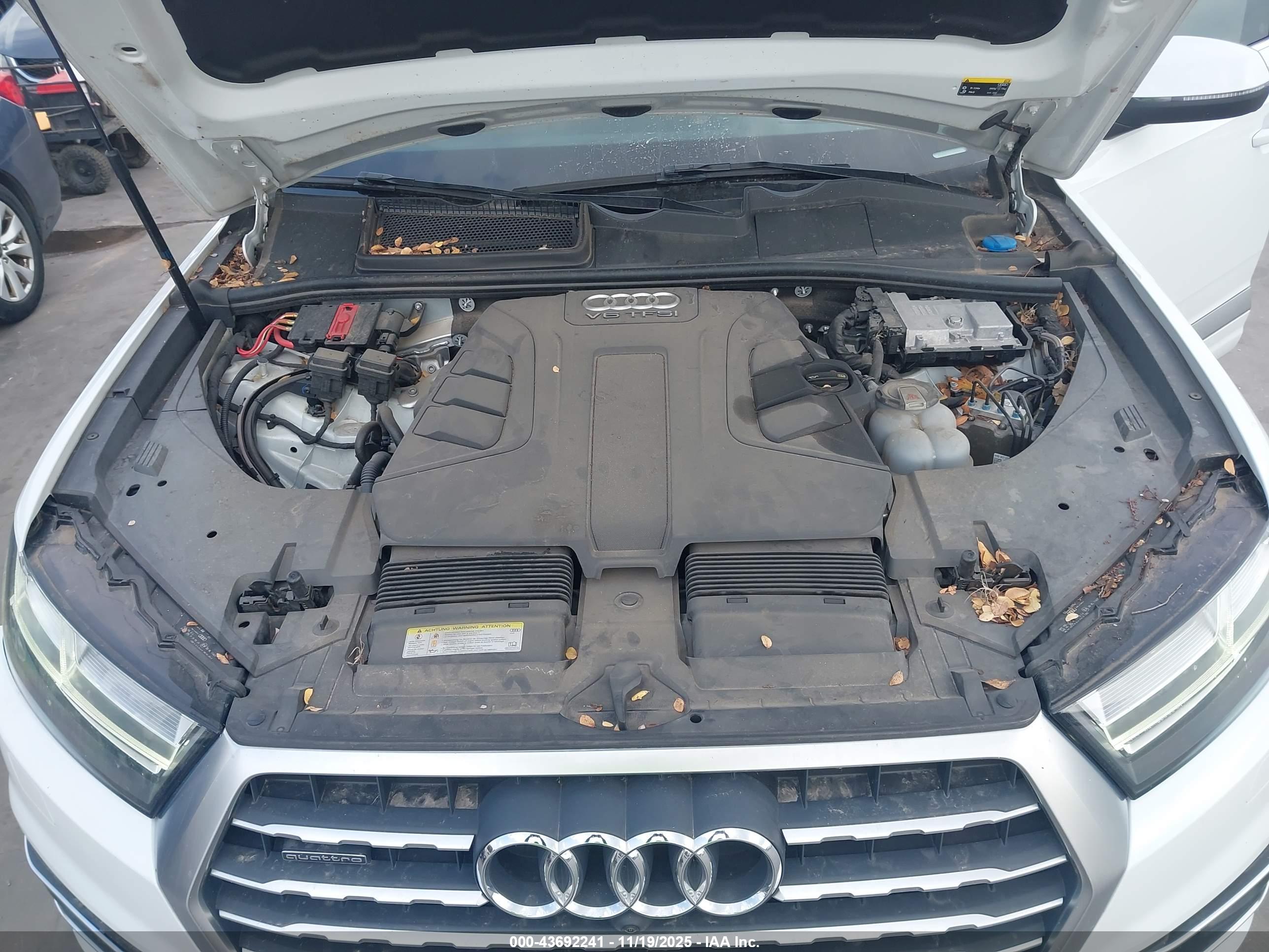 AUDI Q7 image 10