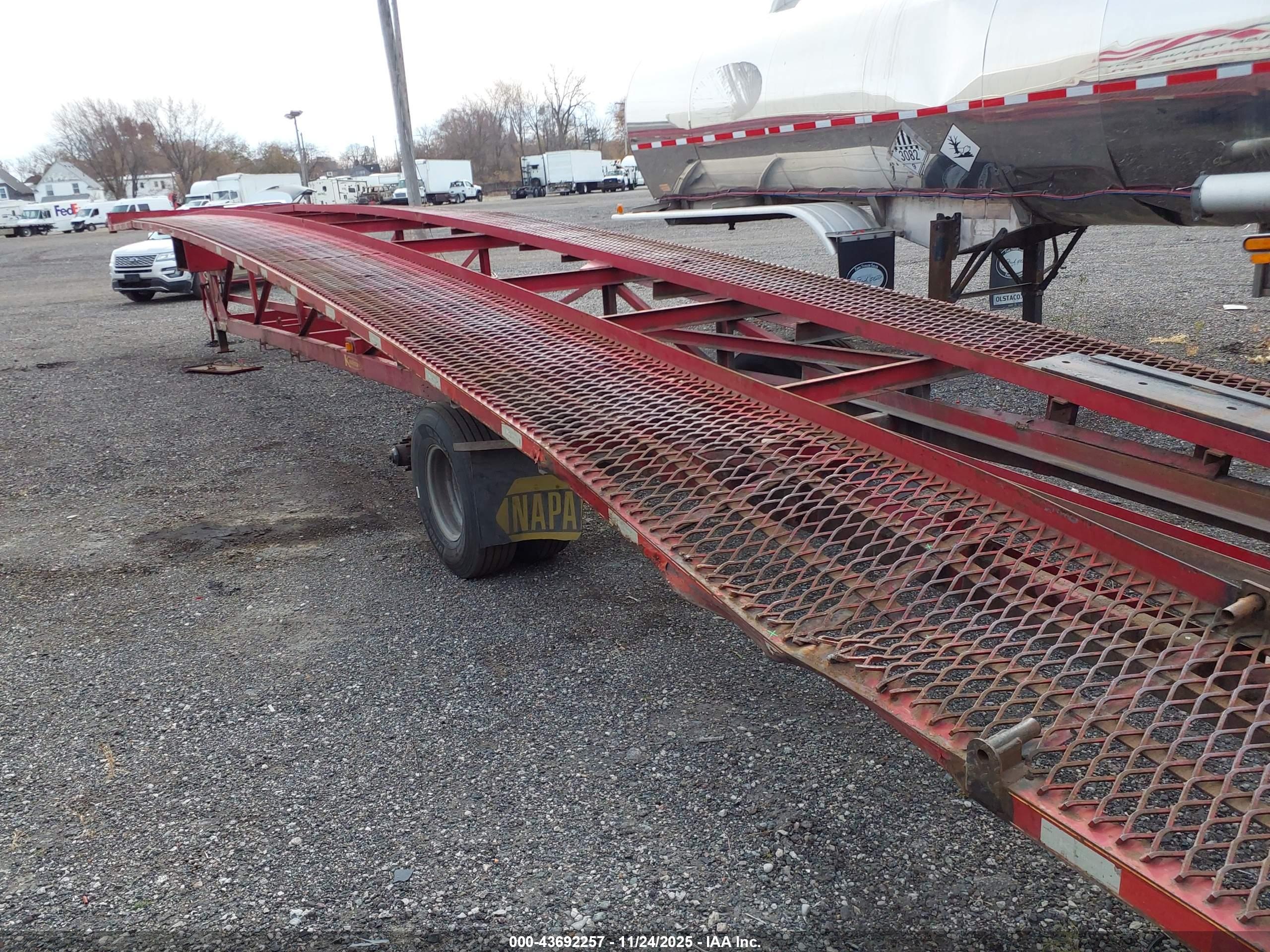 KAUFMAN TRAILERS image 4