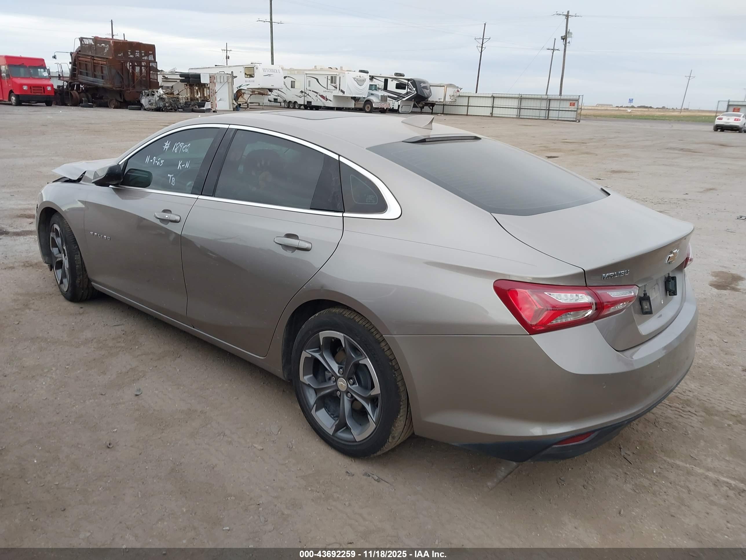 CHEVROLET MALIBU image 3