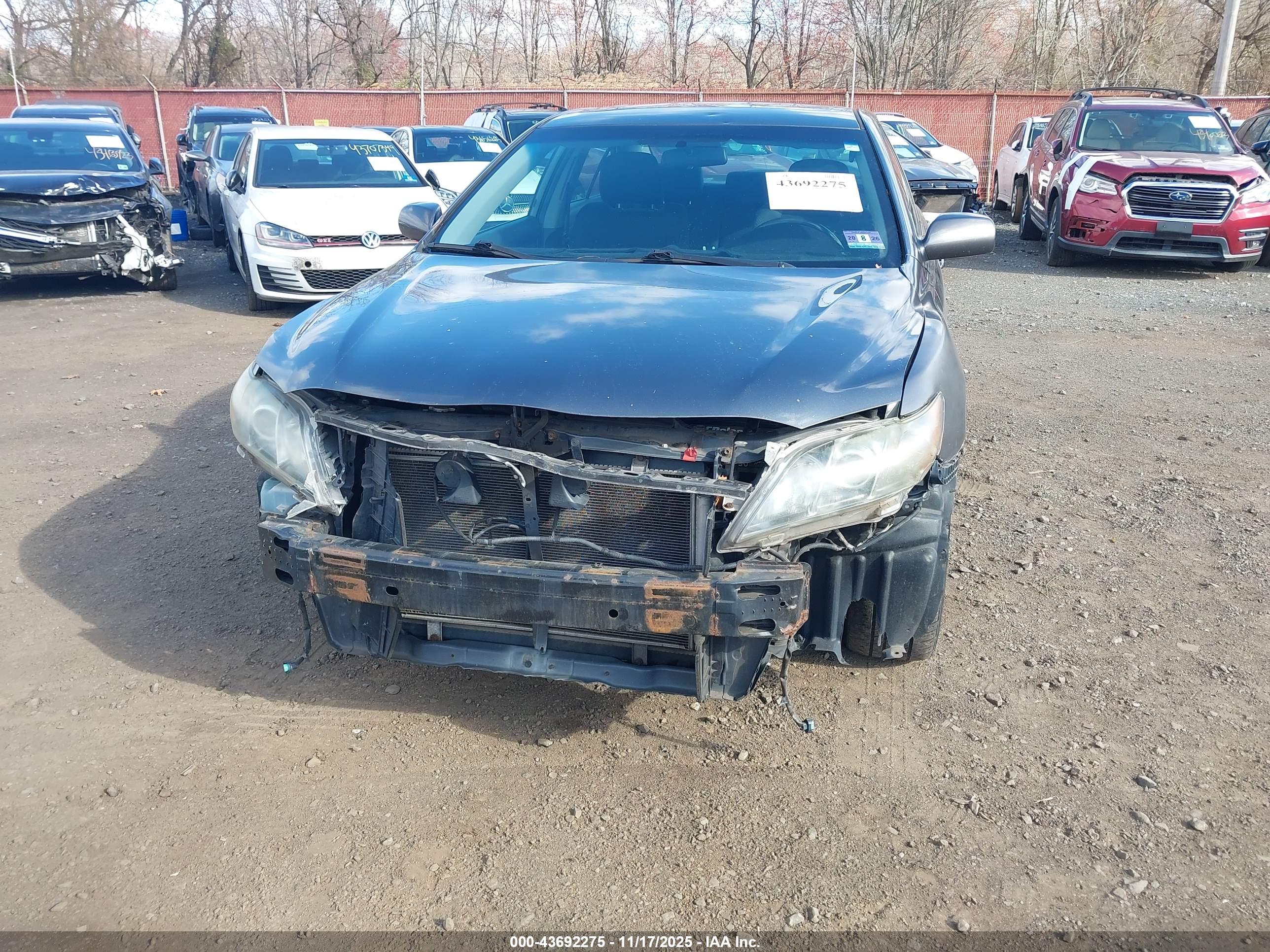 TOYOTA CAMRY image 6