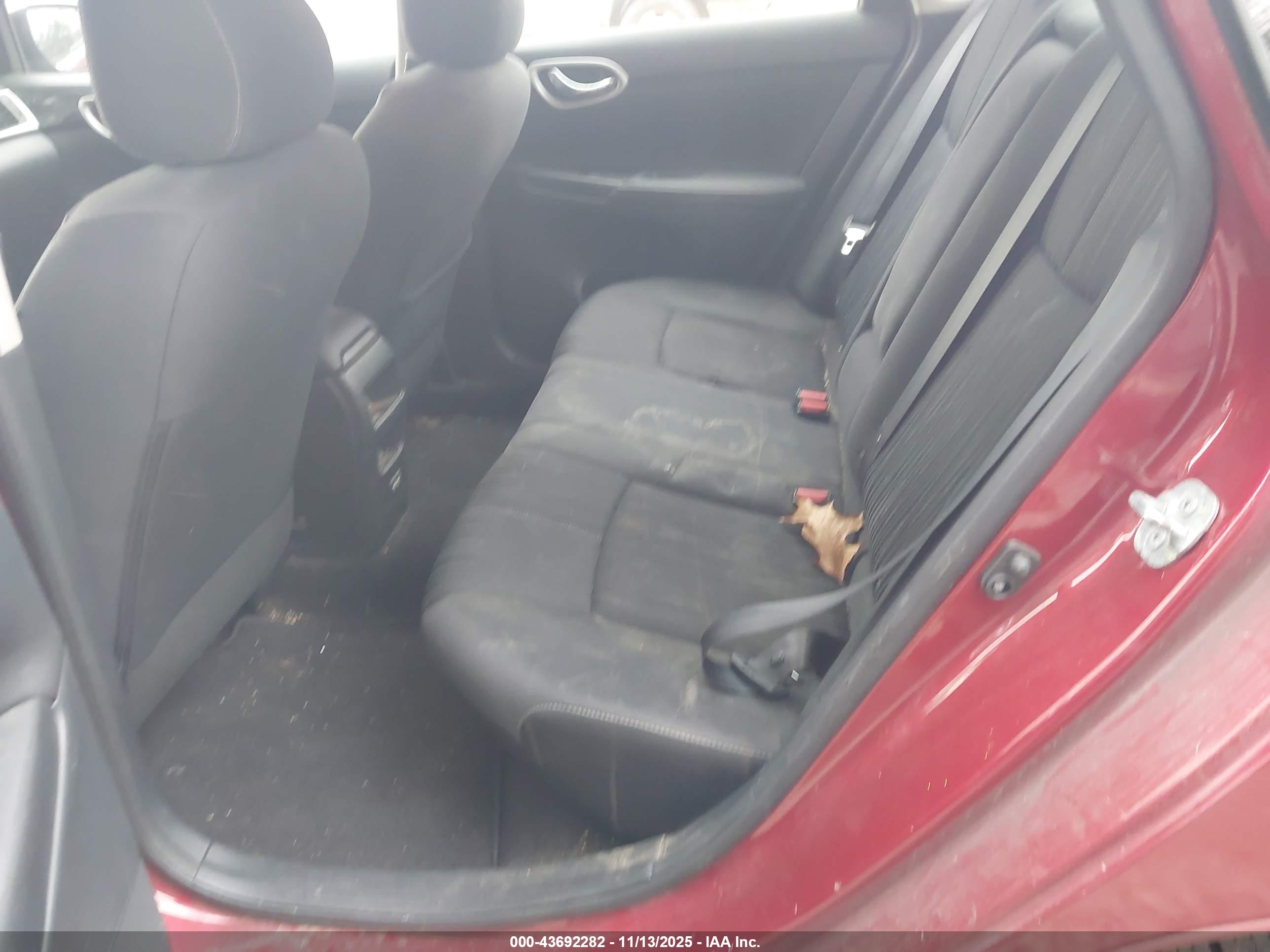 NISSAN SENTRA image 8