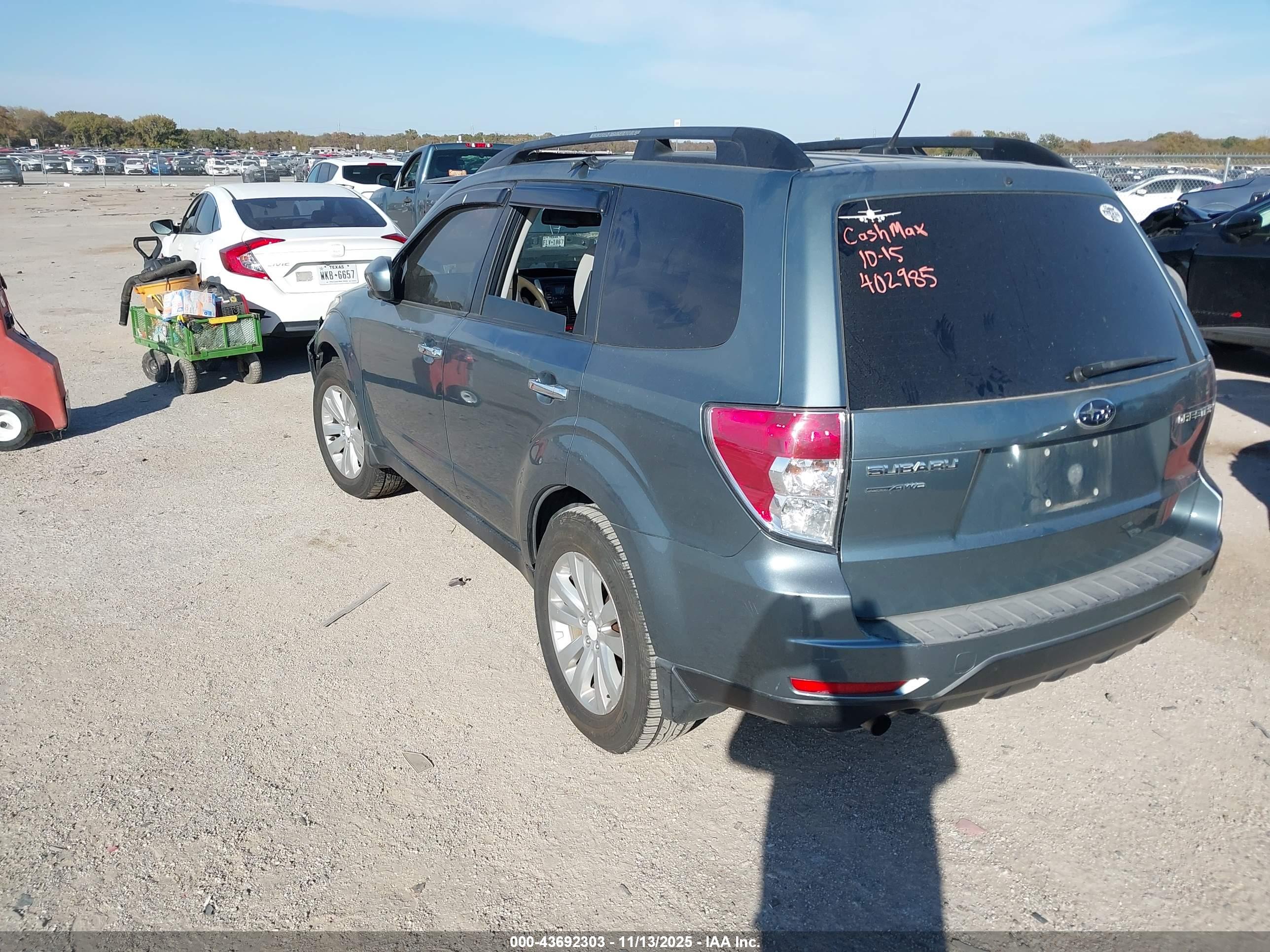 SUBARU FORESTER image 3