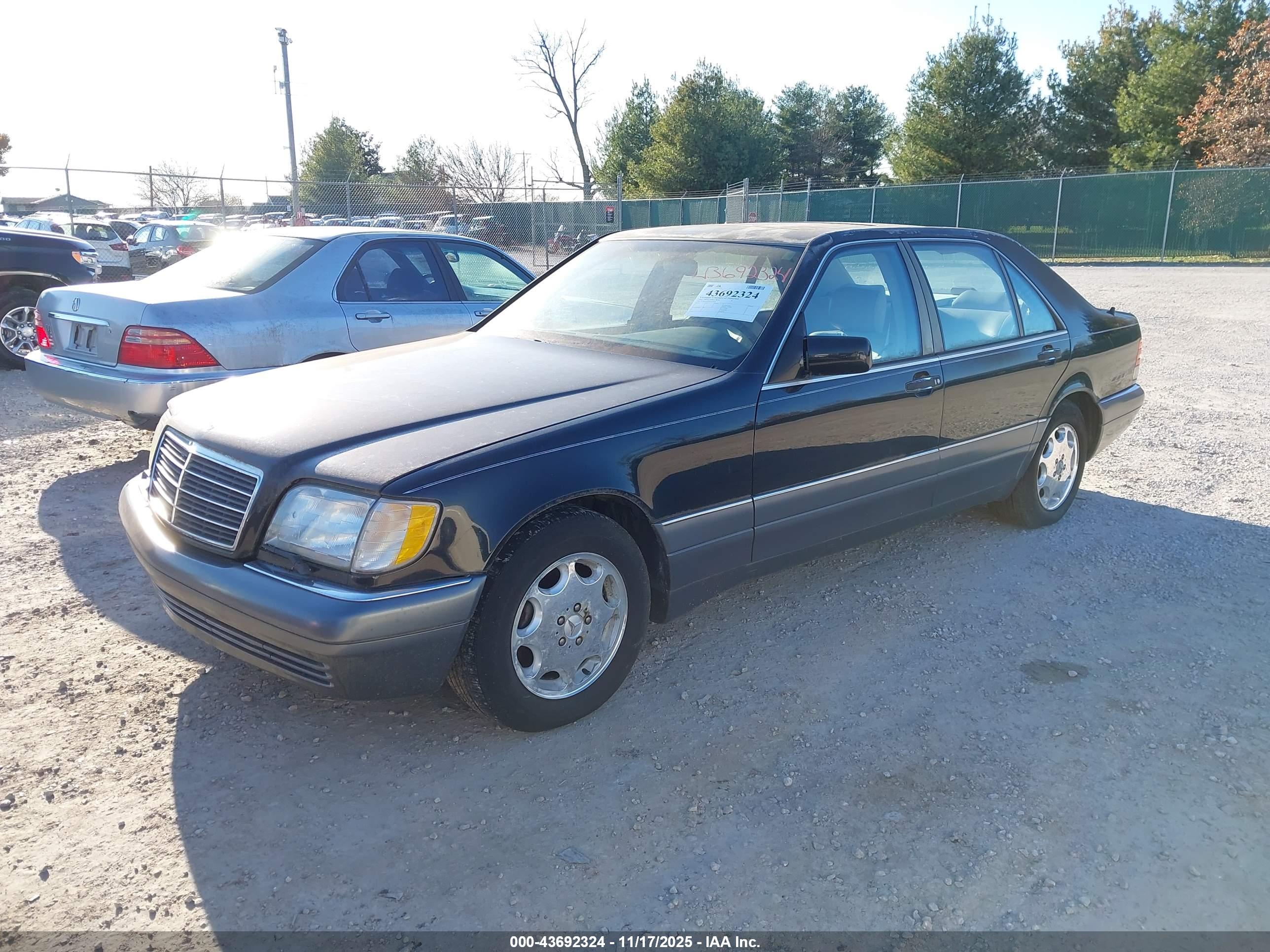 MERCEDES-BENZ S image 2