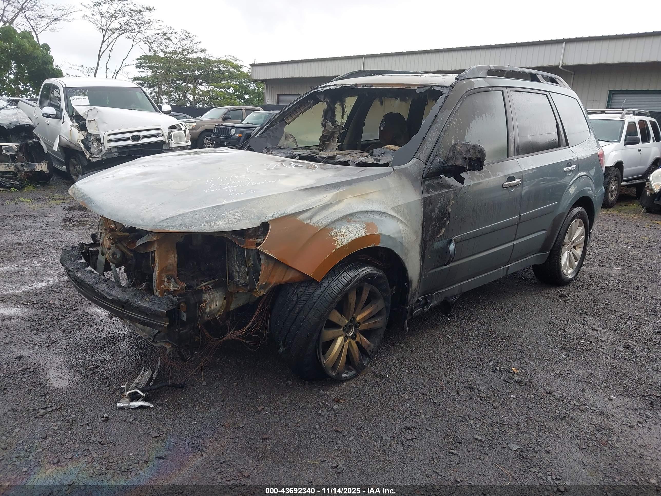 SUBARU FORESTER image 2