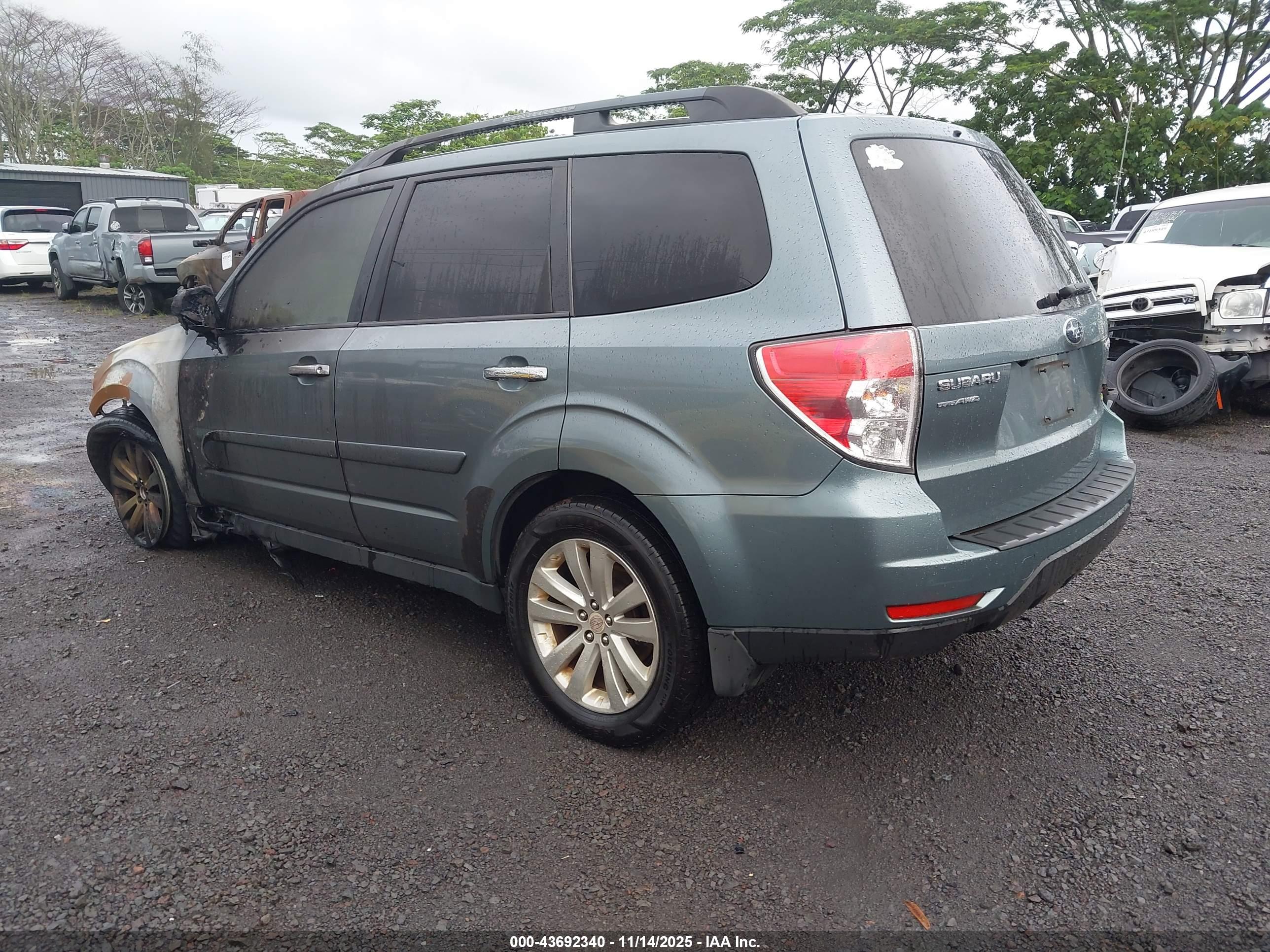 SUBARU FORESTER image 3