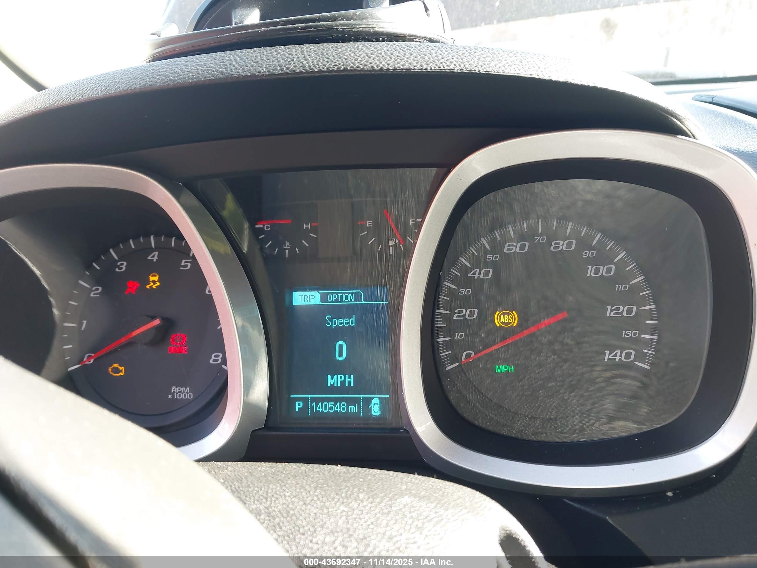 CHEVROLET EQUINOX image 7