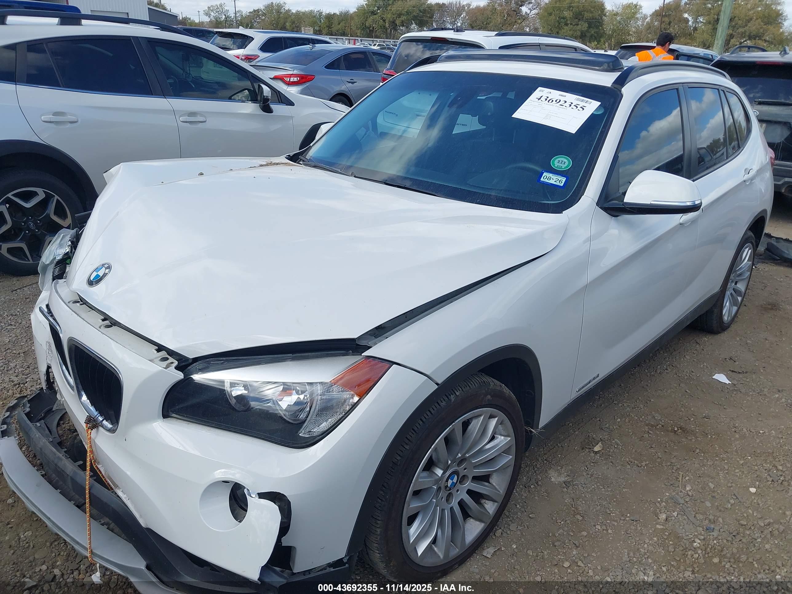 BMW X1 image 2