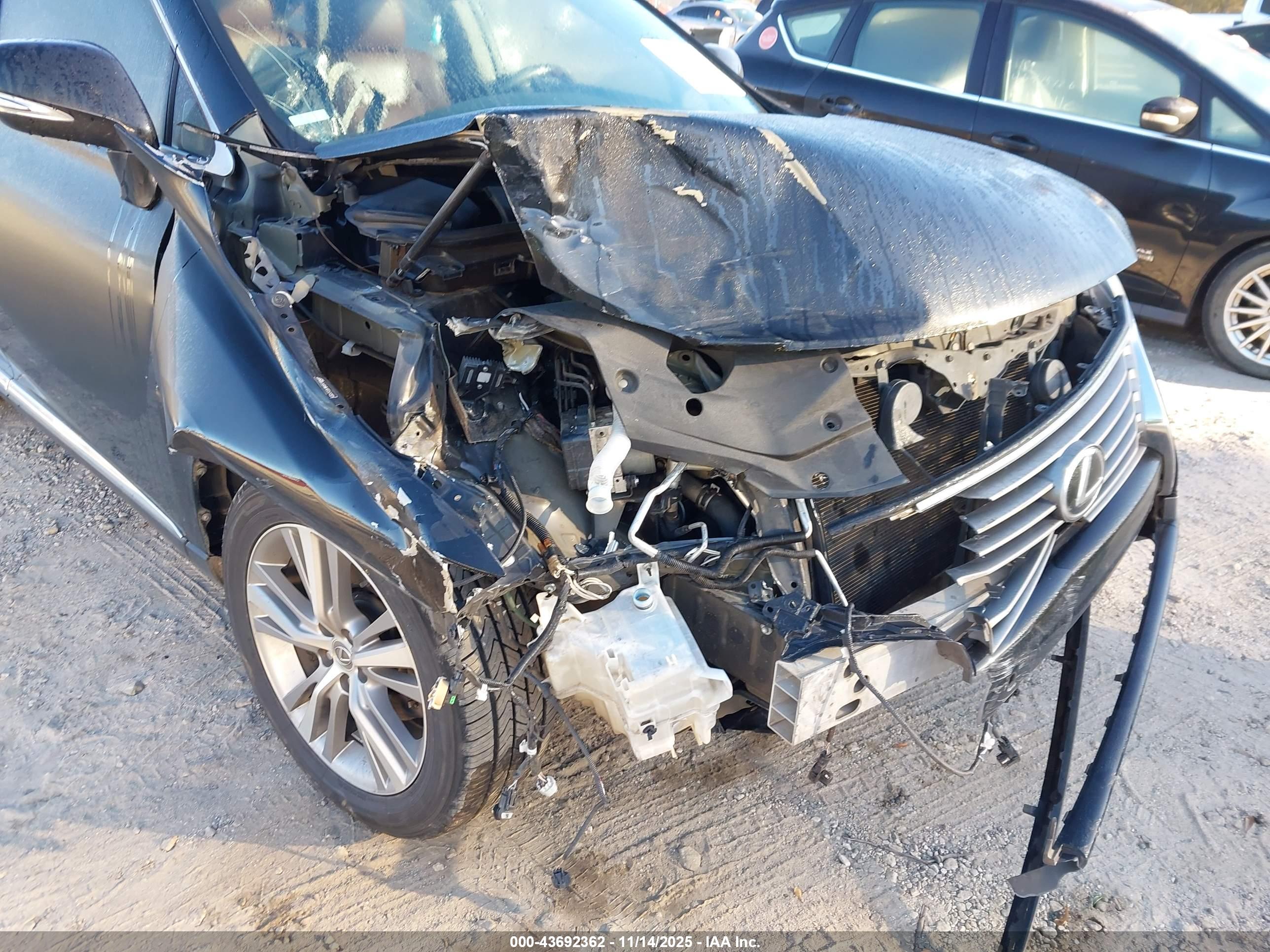 LEXUS RX image 6