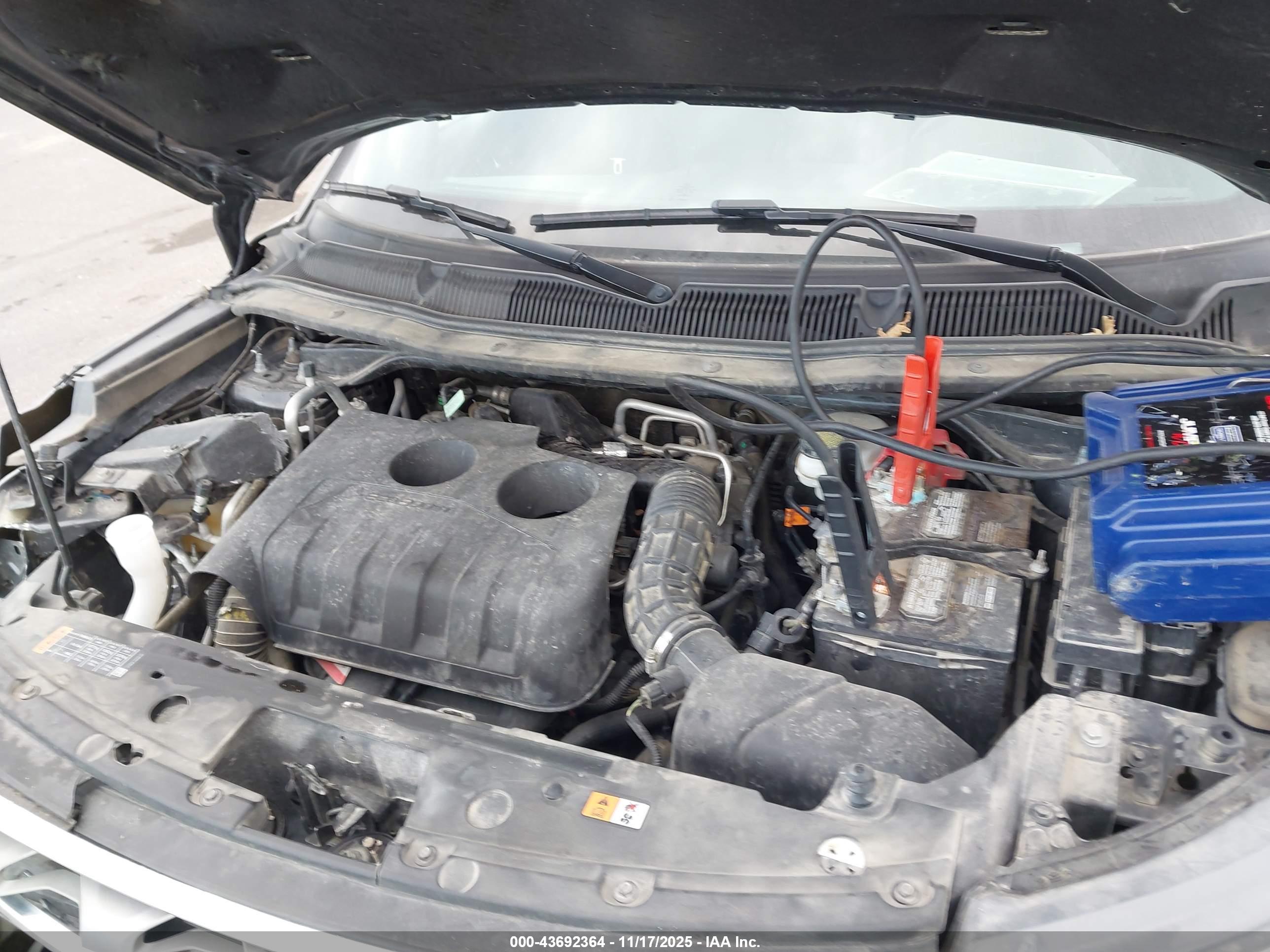 FORD EXPLORER image 10