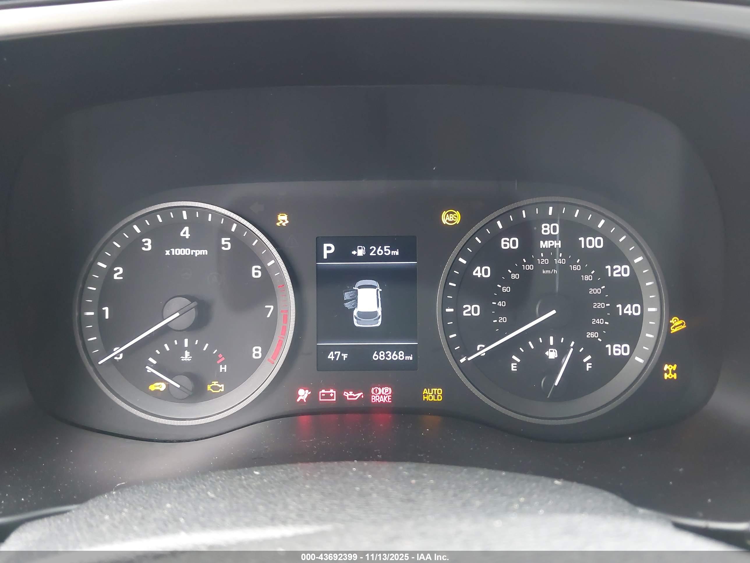 HYUNDAI TUCSON image 7