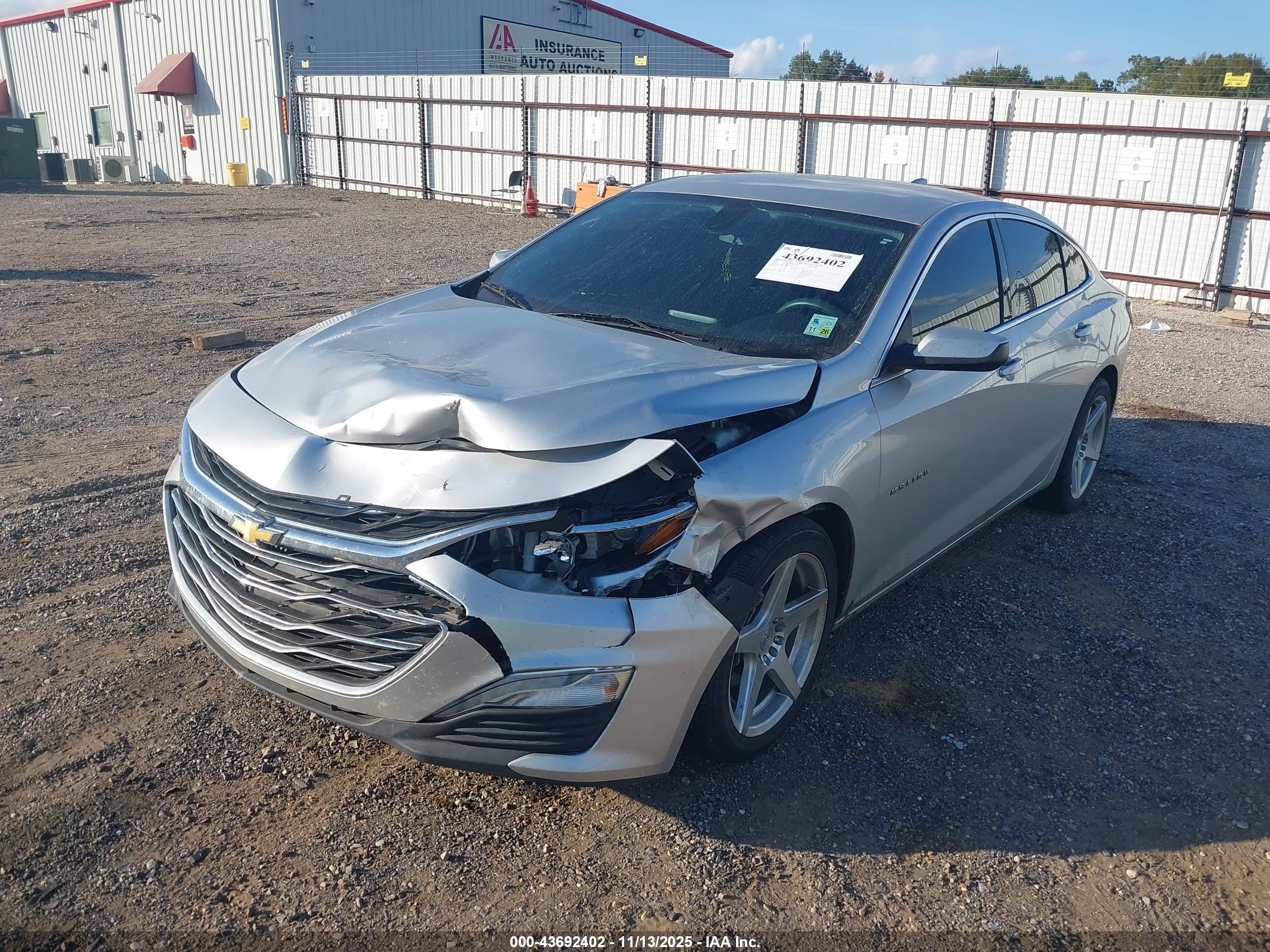 CHEVROLET MALIBU image 2