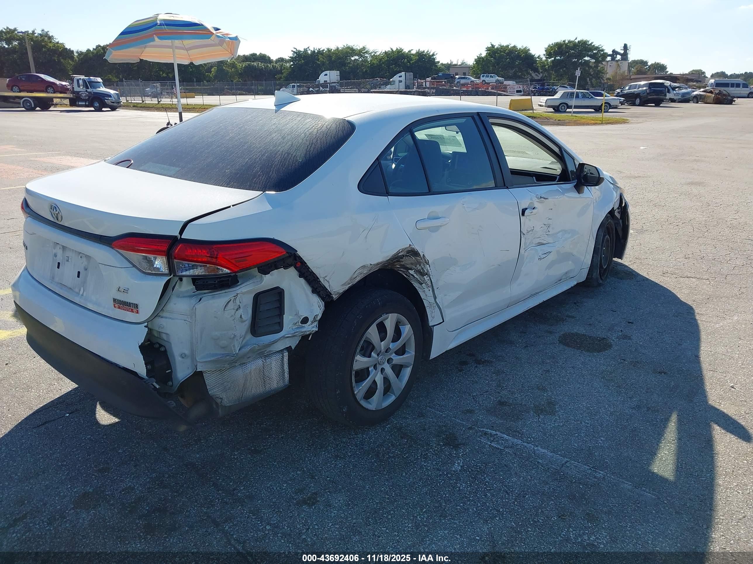 TOYOTA COROLLA image 4