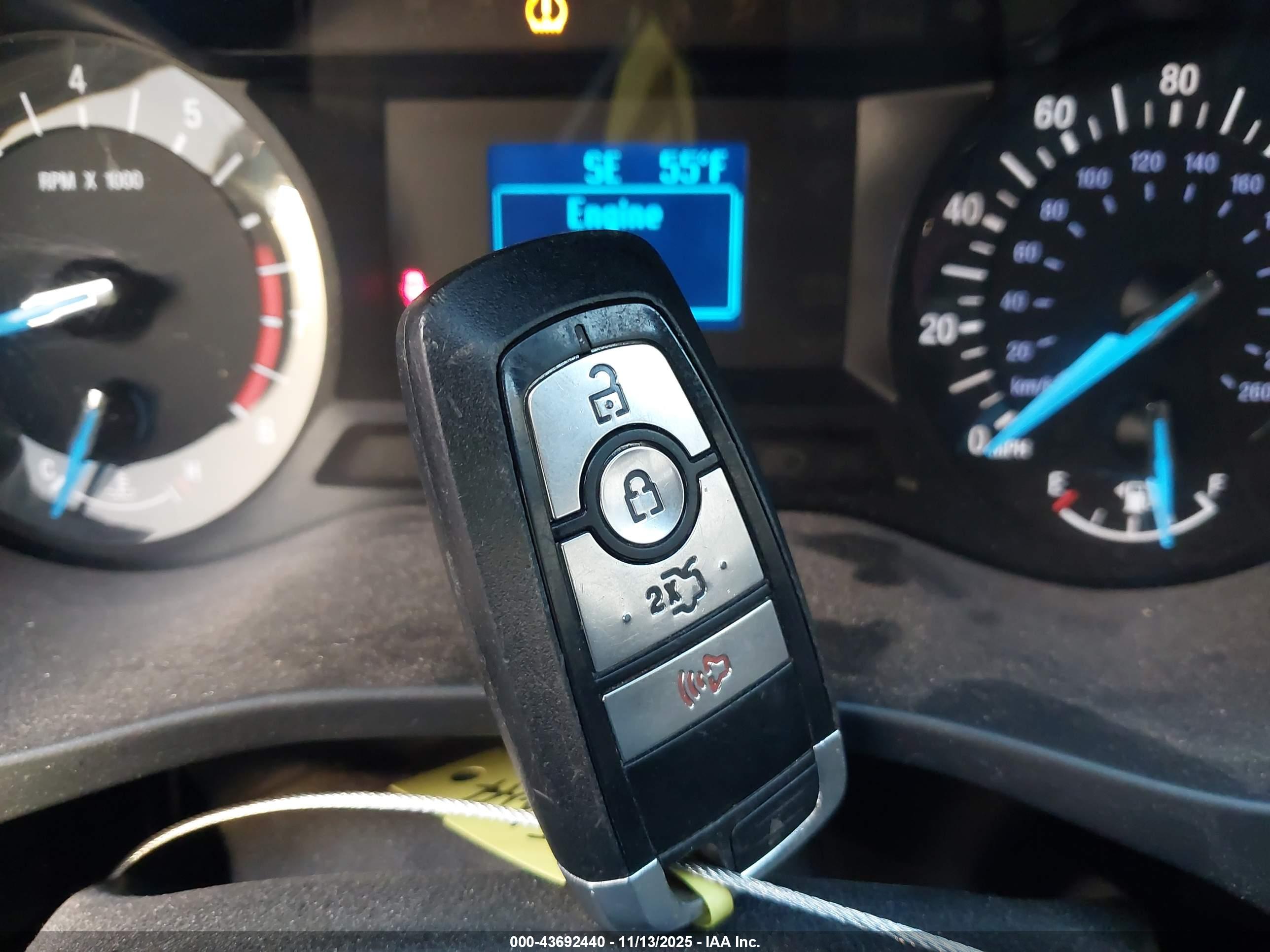 FORD FUSION image 11