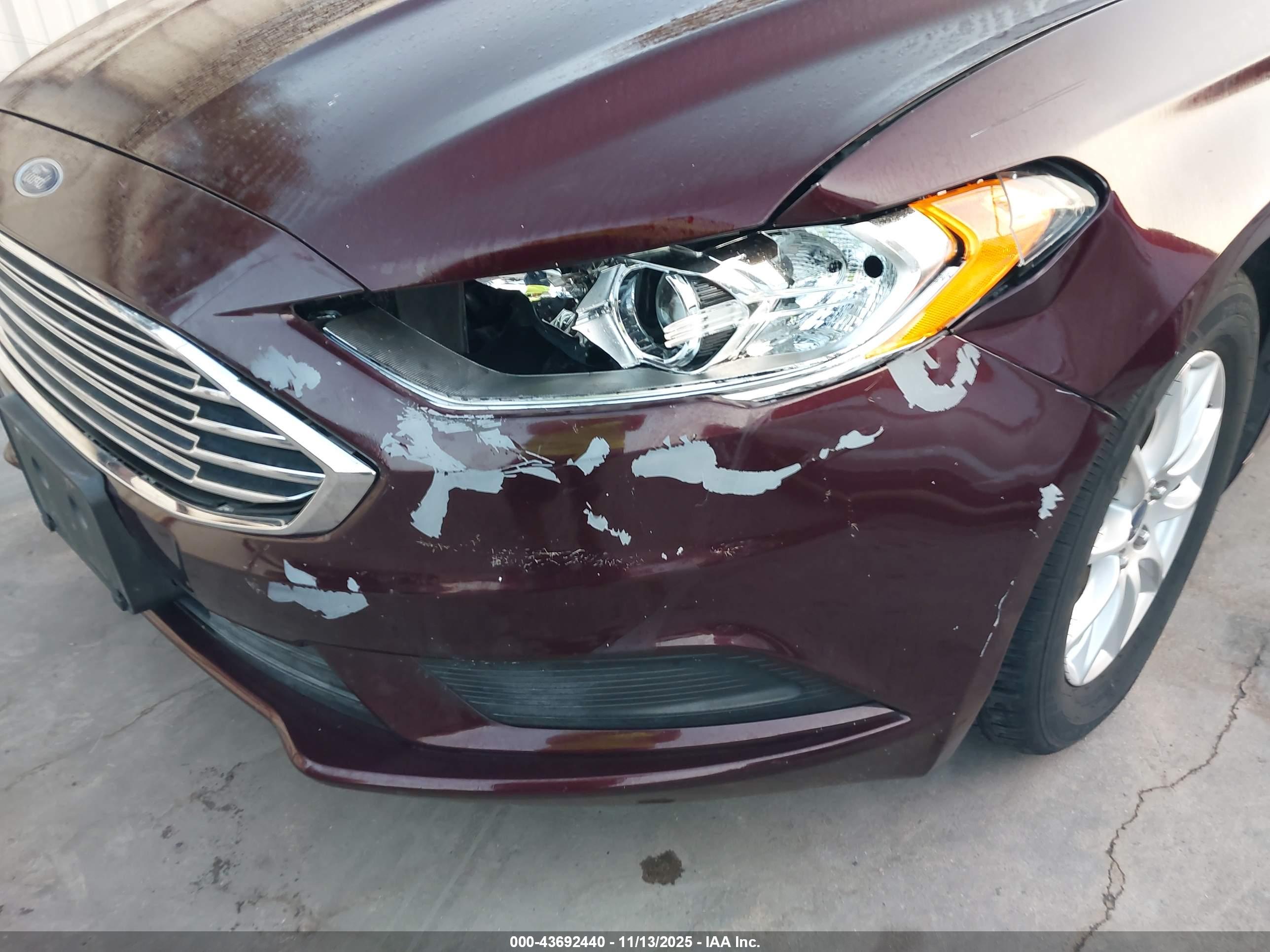FORD FUSION image 6