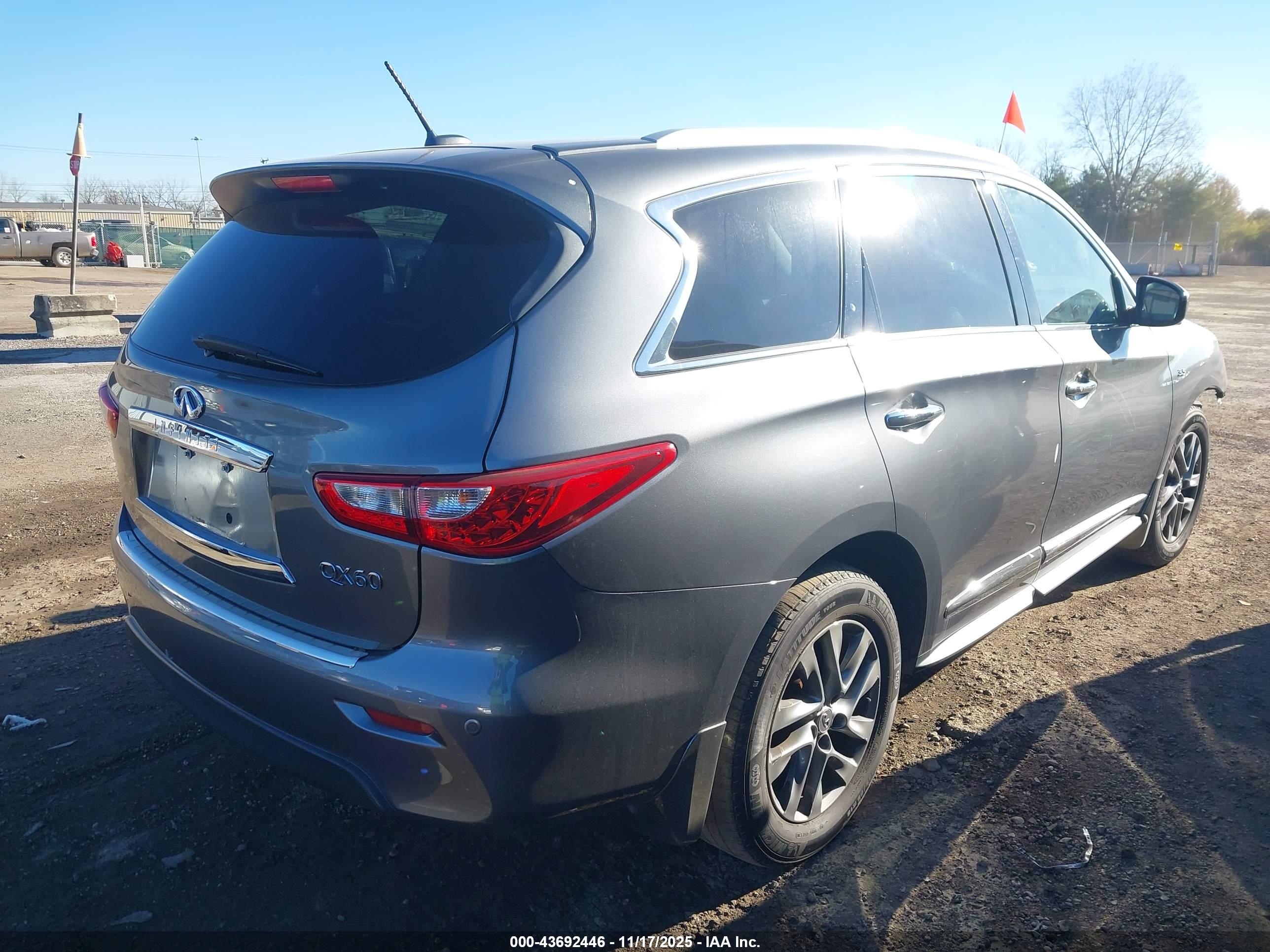INFINITI QX60 image 4