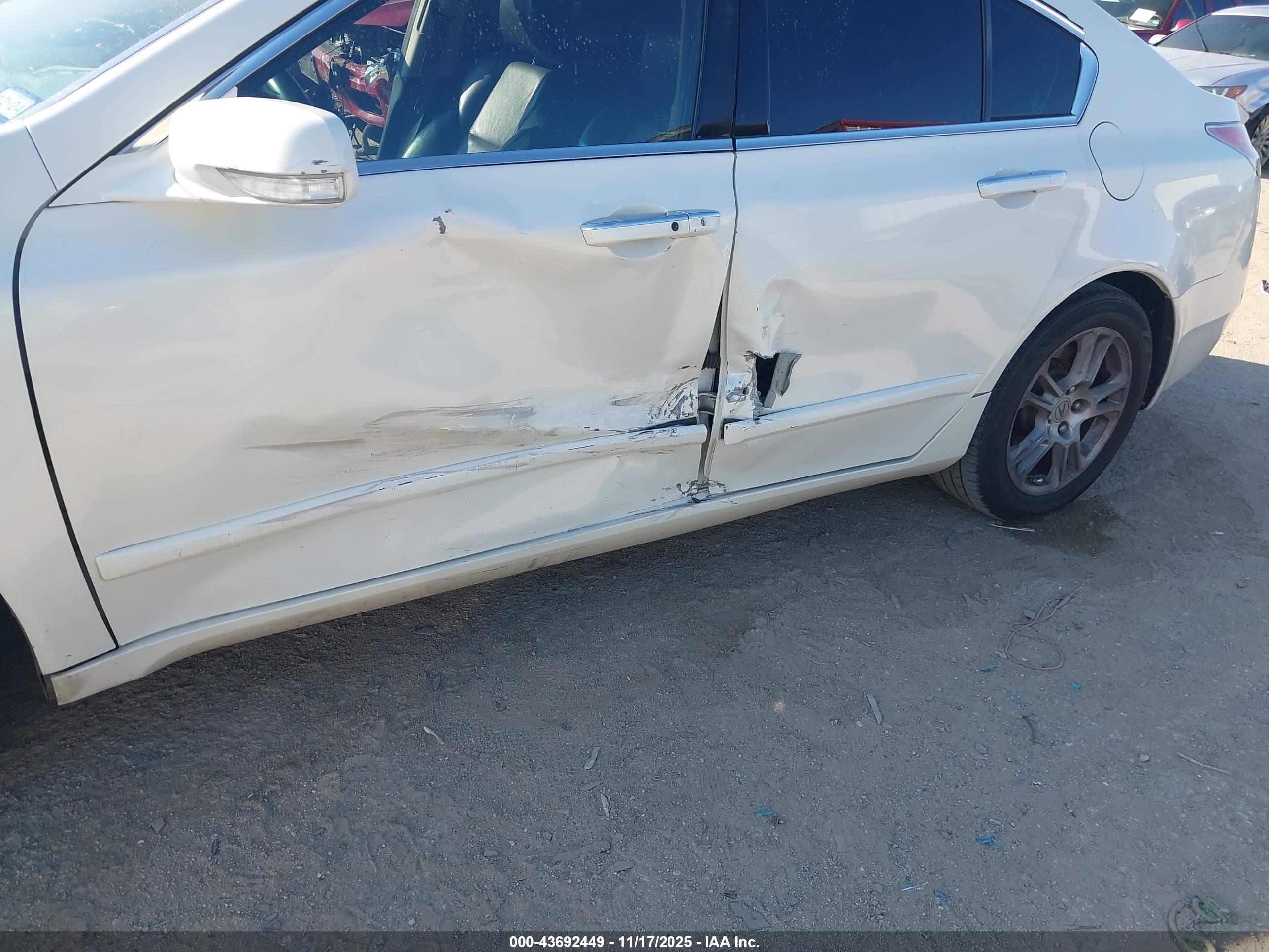 ACURA TL image 6