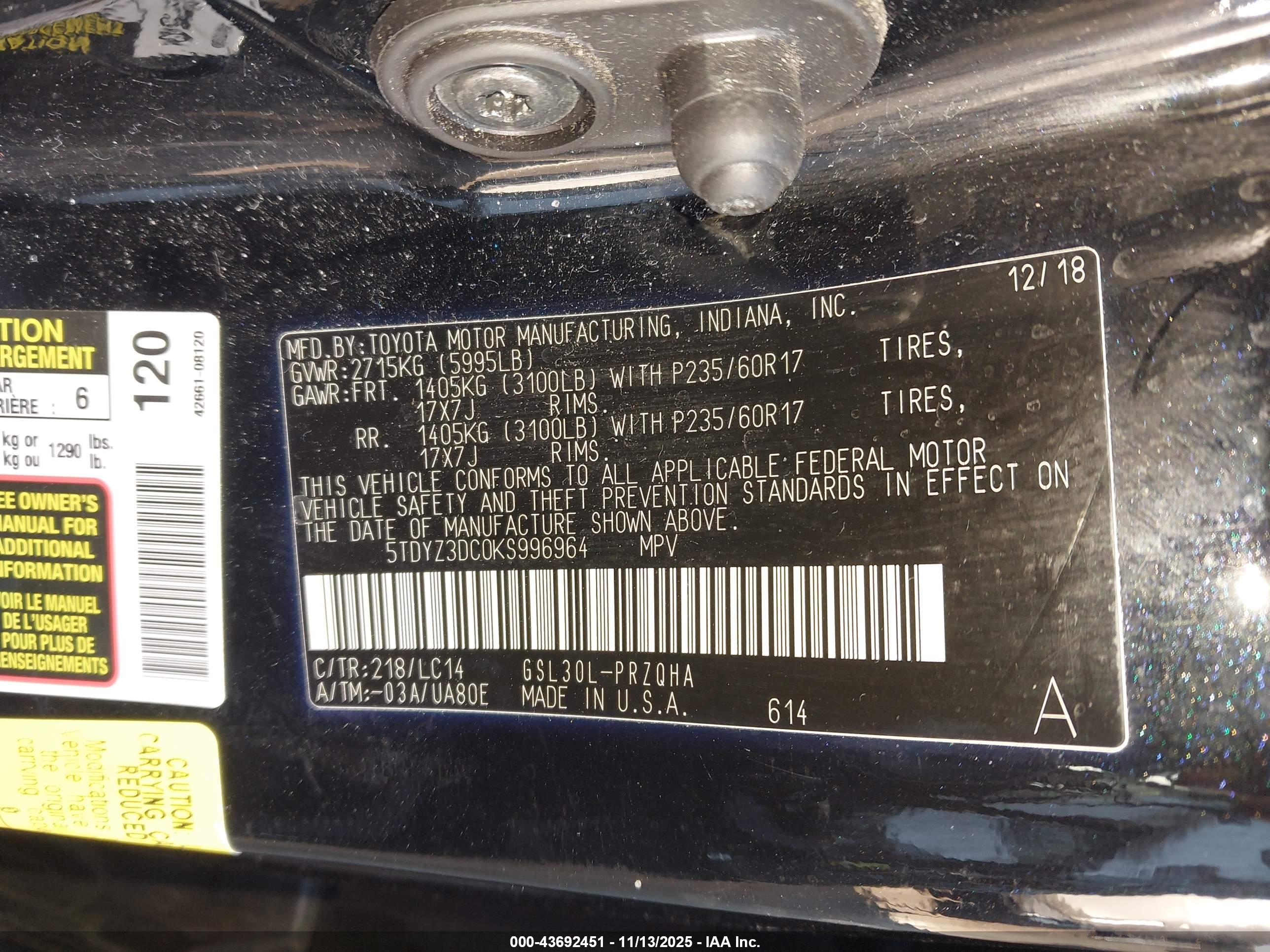 TOYOTA SIENNA image 9