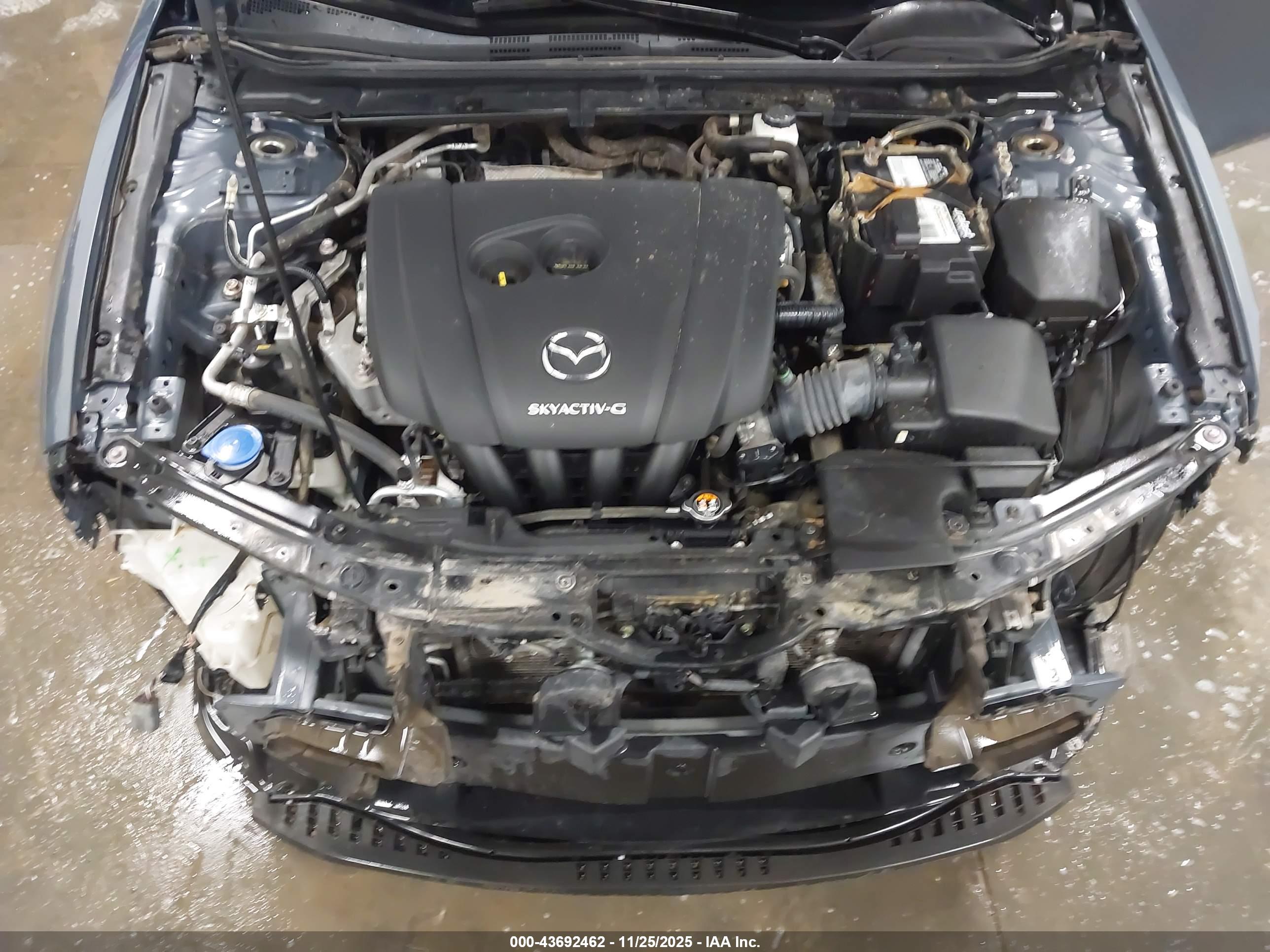 MAZDA MAZDA3 image 10
