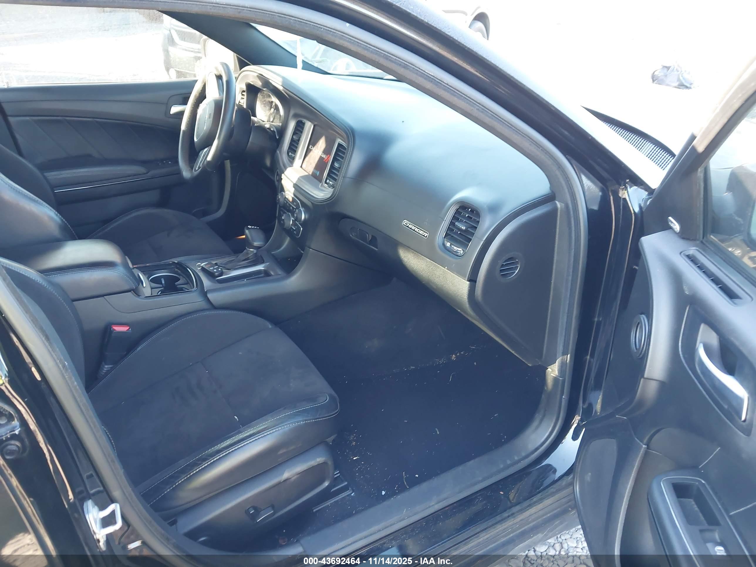 DODGE CHARGER image 5