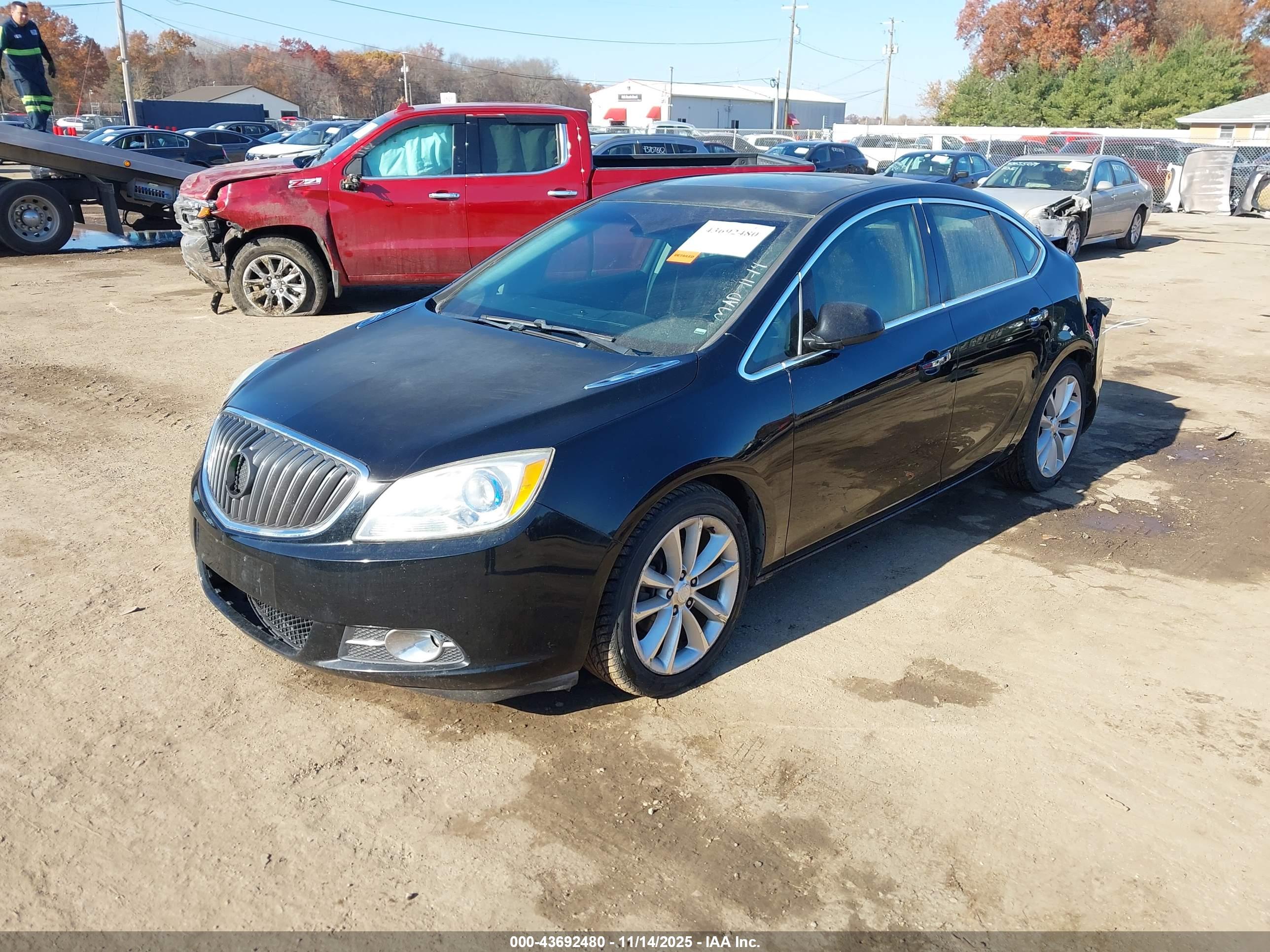 BUICK VERANO image 2