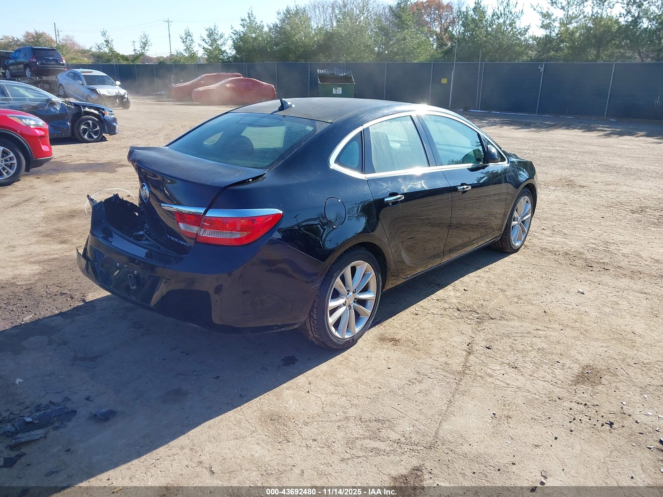 BUICK VERANO image 4