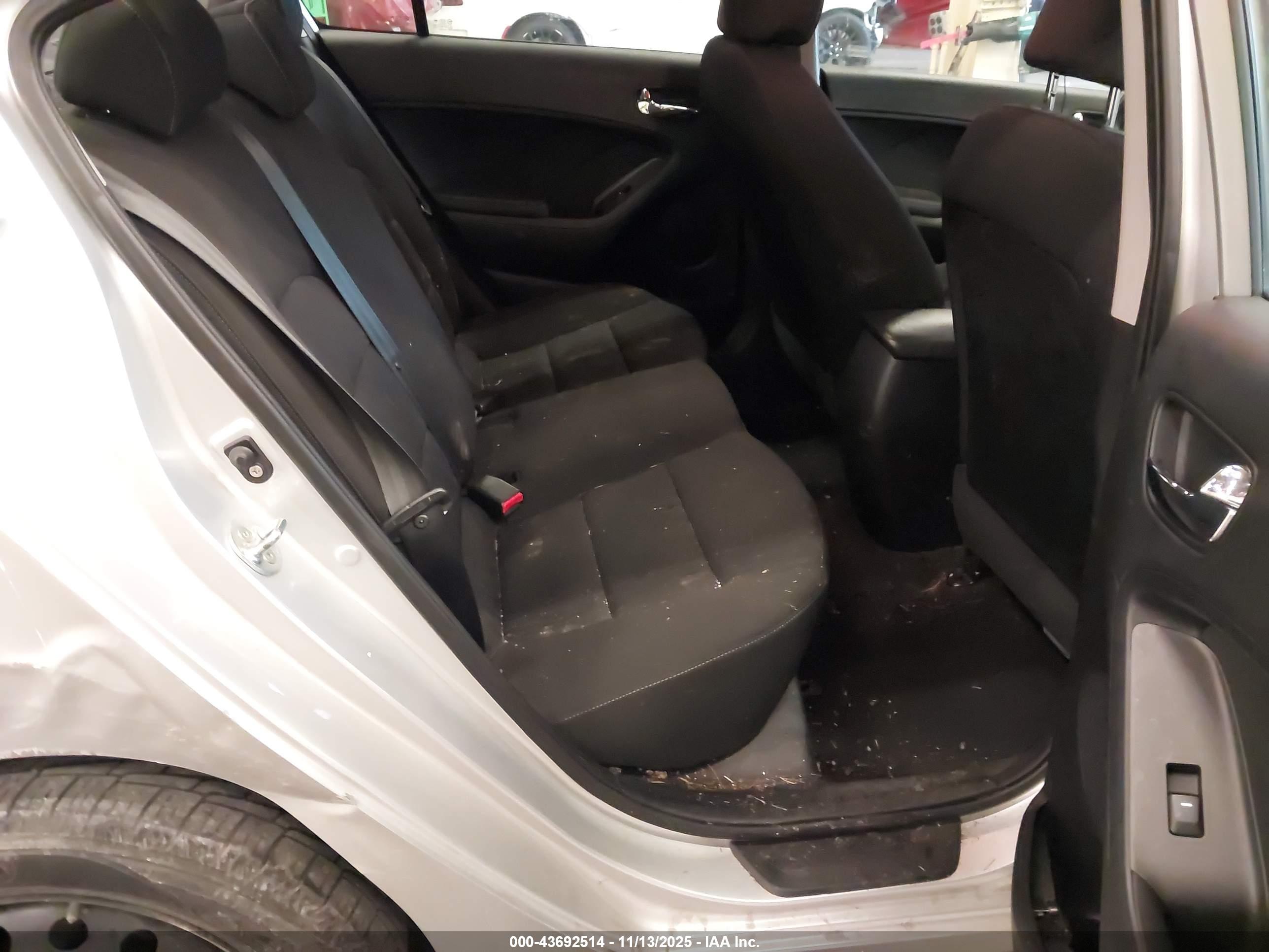 KIA FORTE image 8